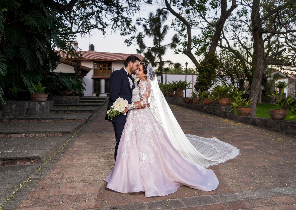 Can Muslims Kiss Before Marriage? Understanding Islamic Guidelines with Compassion