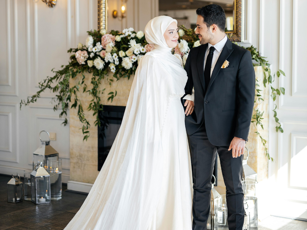 Muslim Marriage Clothes: Choosing Wedding Attire with Modesty, Beauty, and Faith