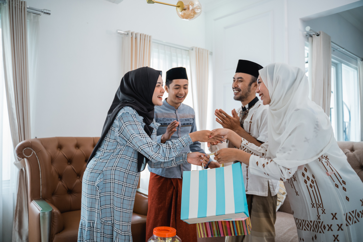 Heartfelt Message to a Newly Wed Couple: Wishes for a Joyful Journey