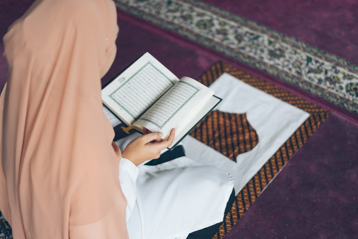 What Is Haram for a Woman in Islam: Complete Guide to Islamic Guidelines