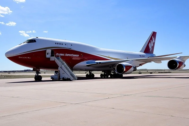  Global Supertanker Boeing 747-400. 