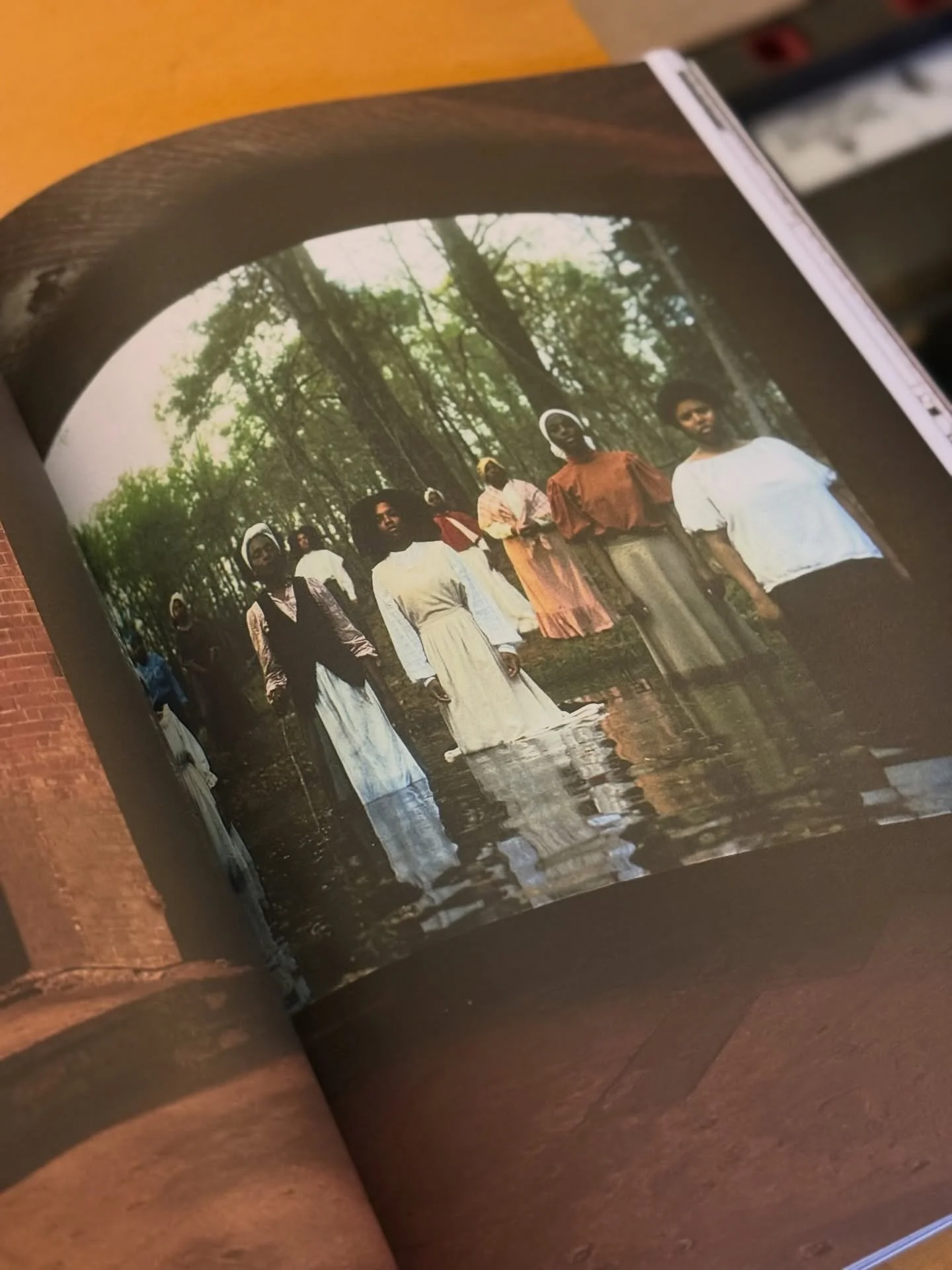 📙 Explore the&nbsp;𝗕𝗹𝗮𝗰𝗸 𝗚𝗼𝗹𝗱:𝗦𝘁𝗼𝗿𝗶𝗲𝘀 𝗨𝗻𝘁𝗼𝗹𝗱 𝗲𝘅𝗵𝗶𝗯𝗶𝘁𝗶𝗼𝗻 𝗰𝗮𝘁𝗮𝗹𝗼𝗴 at @radius.books 𝗣𝗼𝗽-𝗨𝗽 𝗕𝗼𝗼𝗸𝘀𝘁𝗼𝗿𝗲 during @sf_artweek and @fogfair.

Be among the first to see the new&nbsp;Black Gold (2026)&nbsp;bo