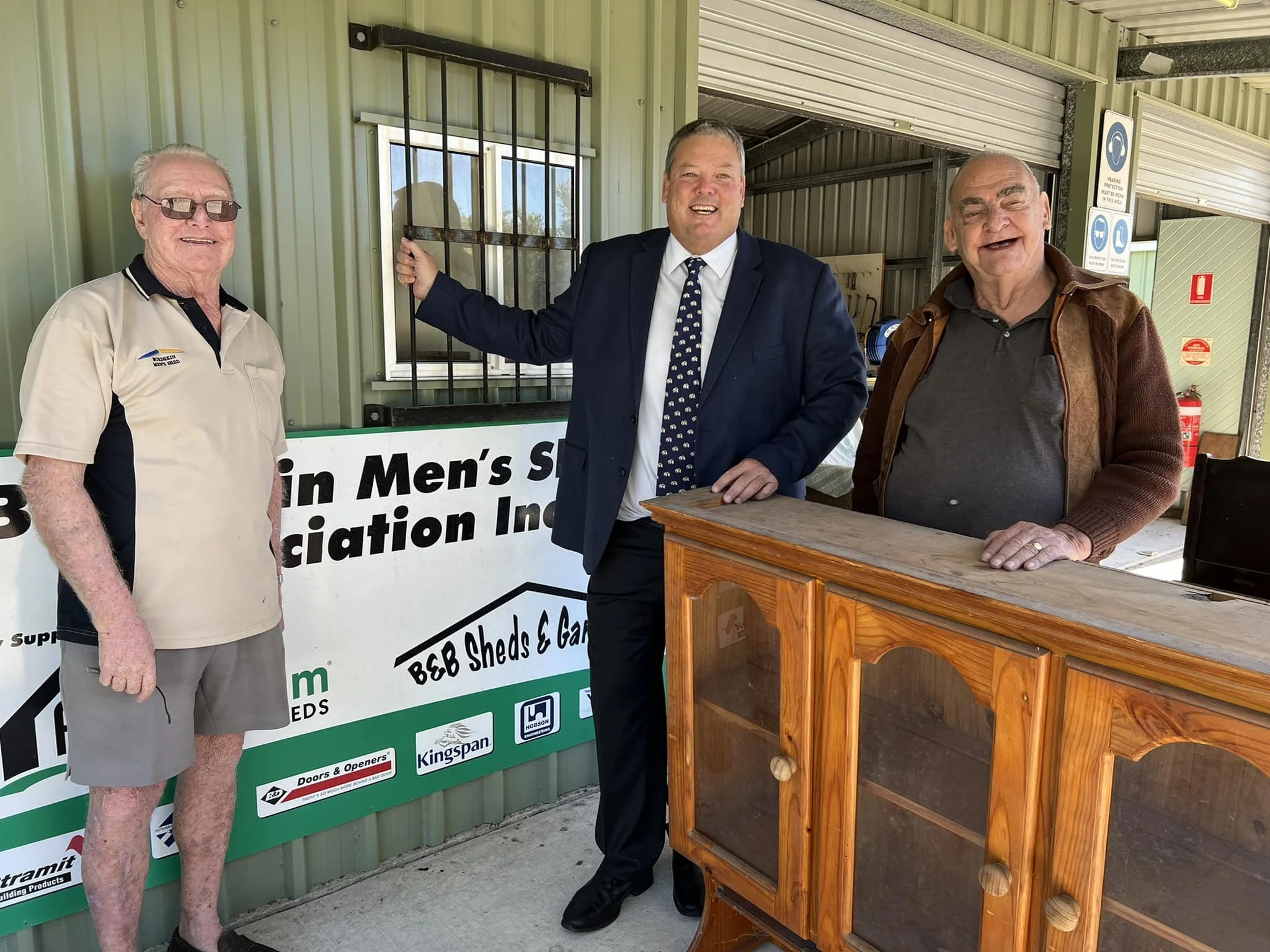 DAWSON MP DELIVERS FUNDING FOR LOCAL VOLUNTEERS