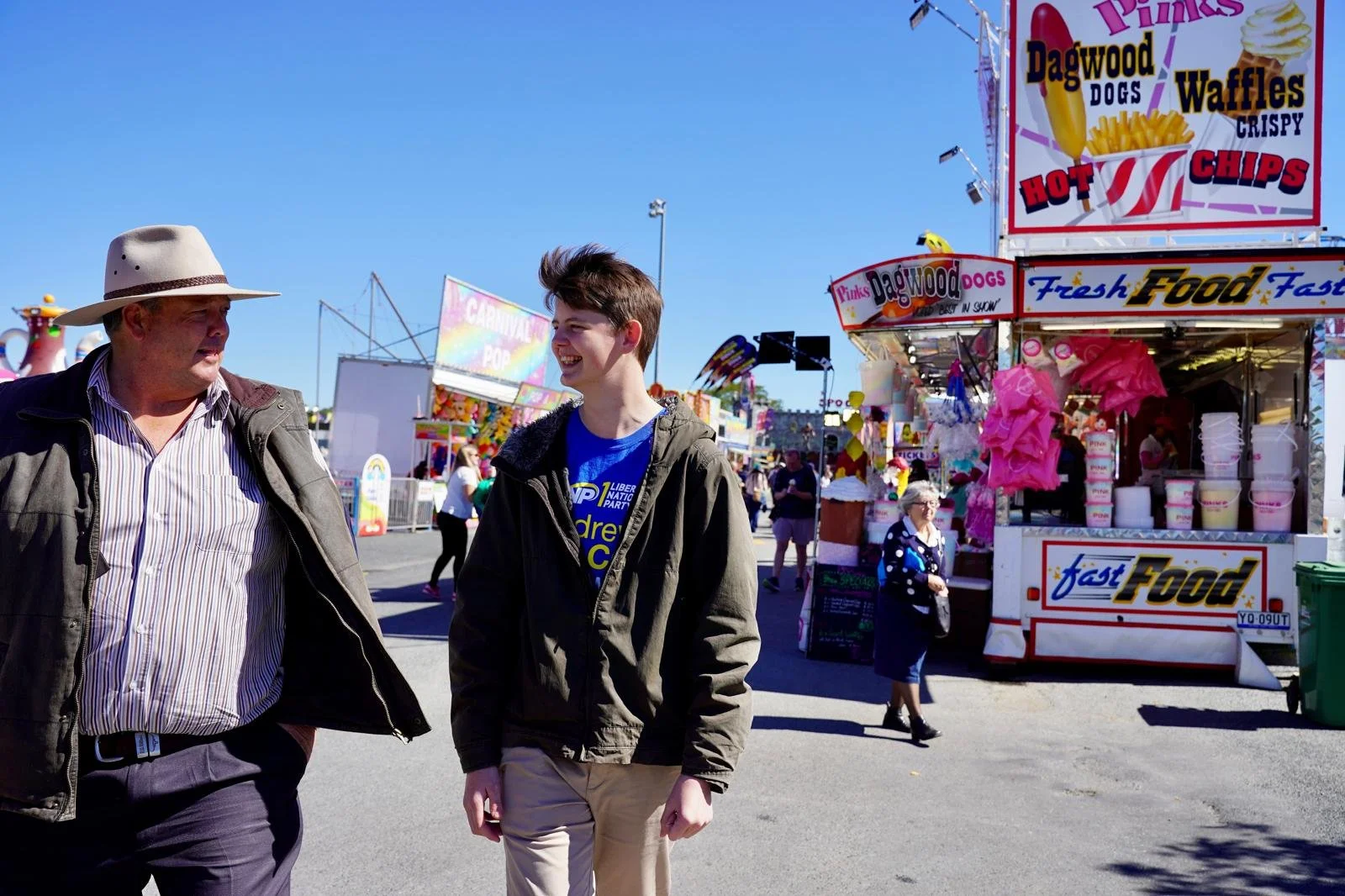 SHOW SEASON KICKS OFF AROUND DAWSON