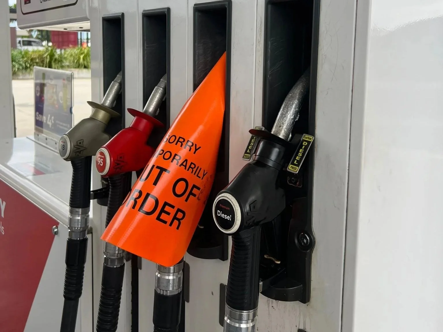 Willcox Calls for Emergency Tax Cut as Regional Australia Feels the Burn at the Bowser