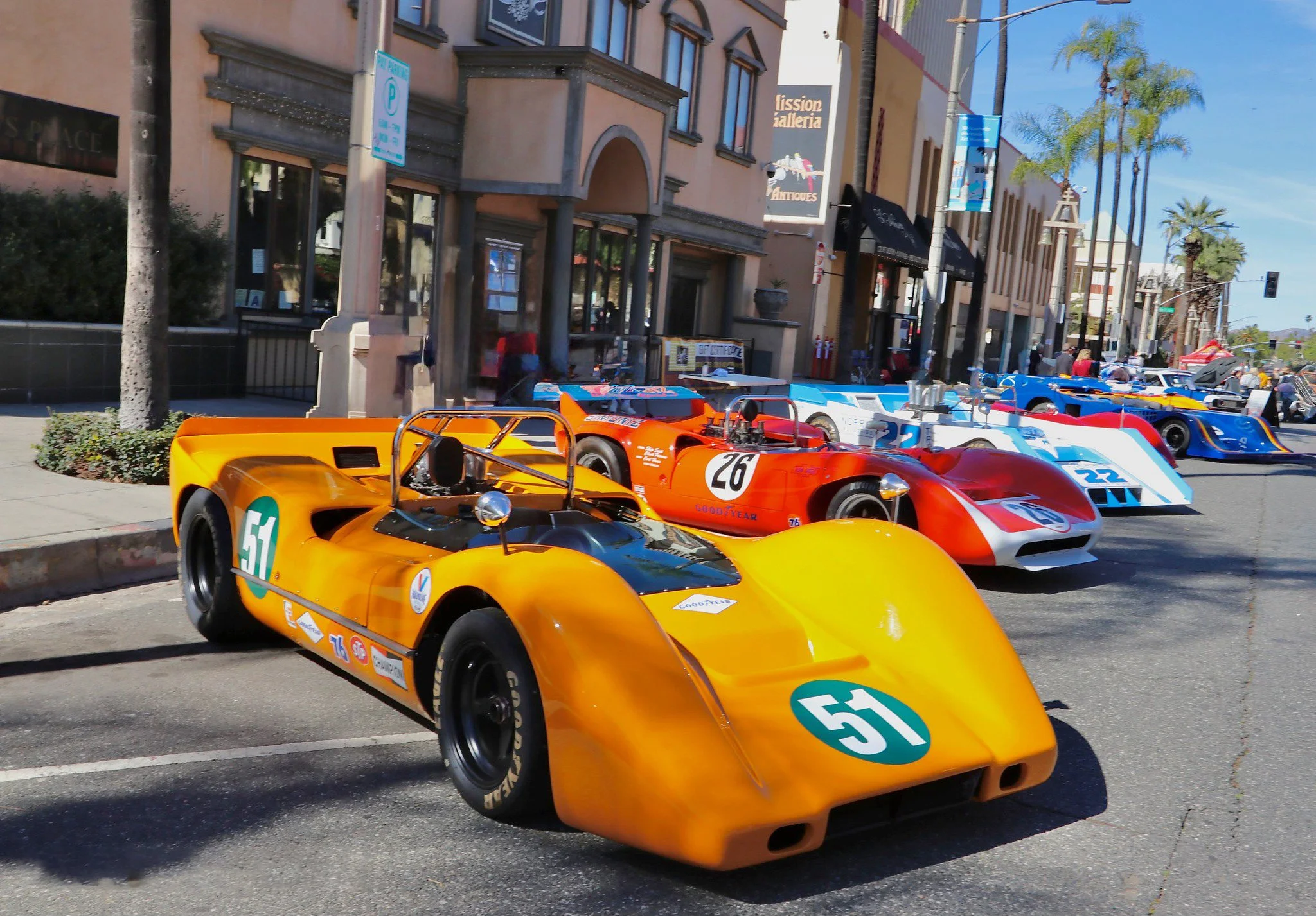McLaren M6B and Lola T70 - adjusted.jpg