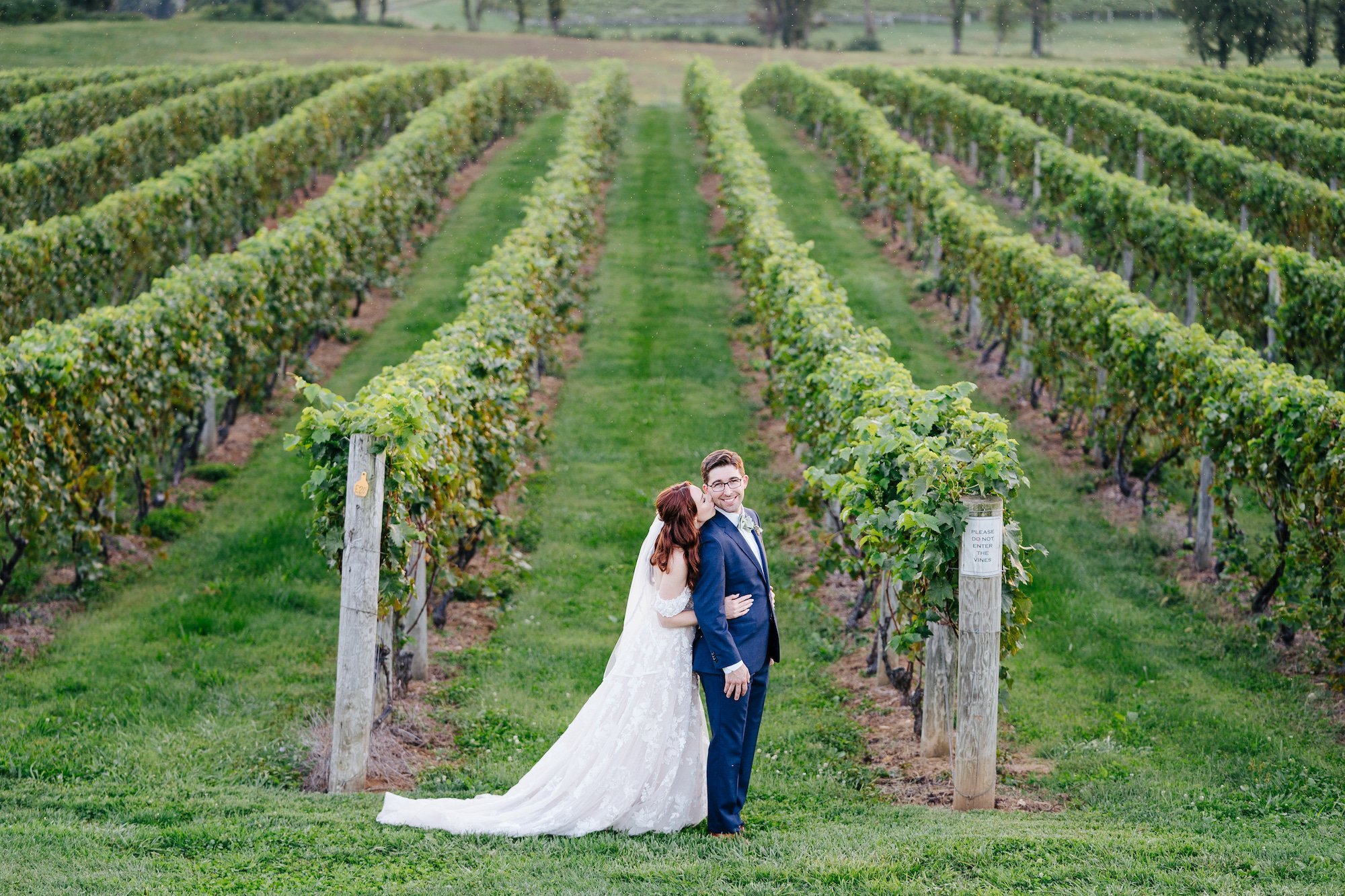 breaux-vineyards-Fall-wedding-love-life-images-022.jpg