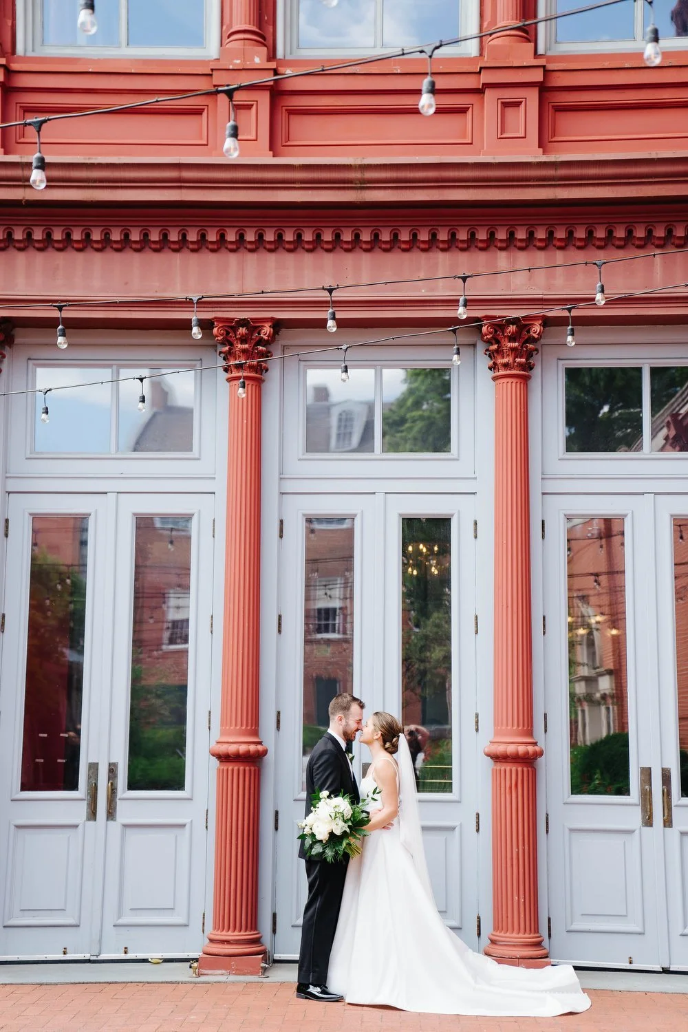 elegant-summer-baltimore-wedding-1840s-plaza-love-life-images 0028.JPG