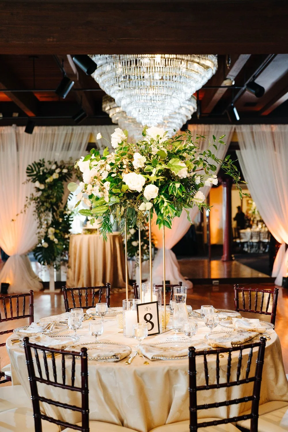 elegant-summer-baltimore-wedding-1840s-plaza-love-life-images 0047.JPG