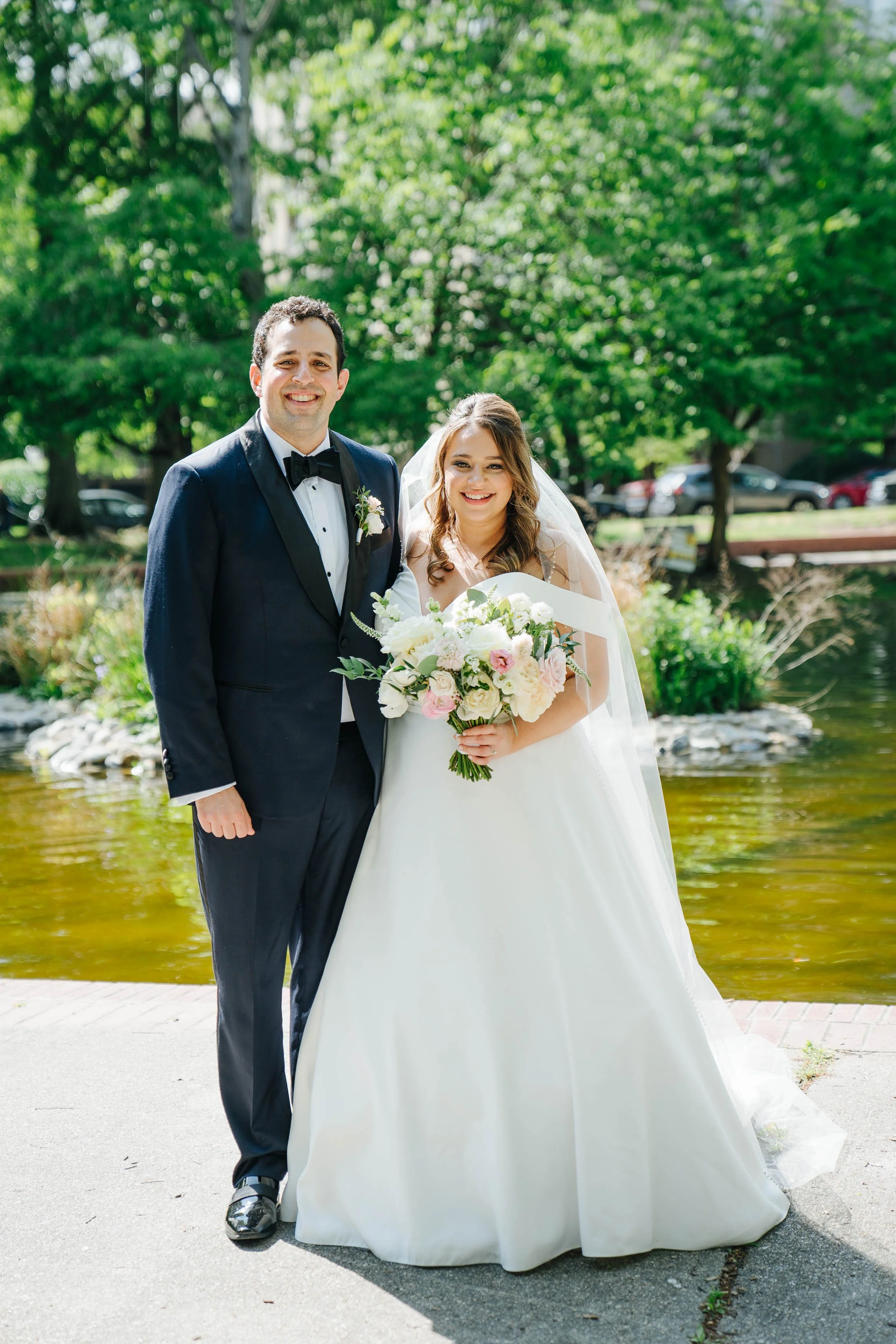 elegant-spring-washington-dc-wedding-arena-stage-love-life-images-018.jpg