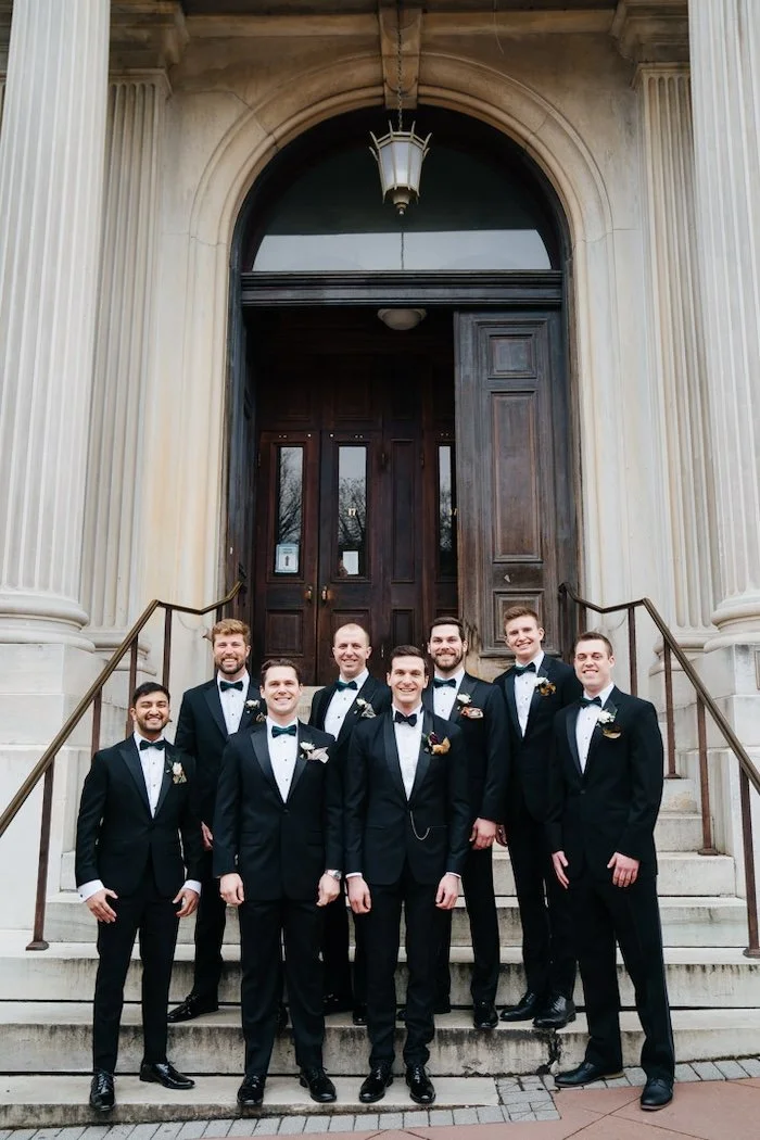 elegant-chic-winter-wedding-peabody-library-baltimore-love-life-images 008.JPG