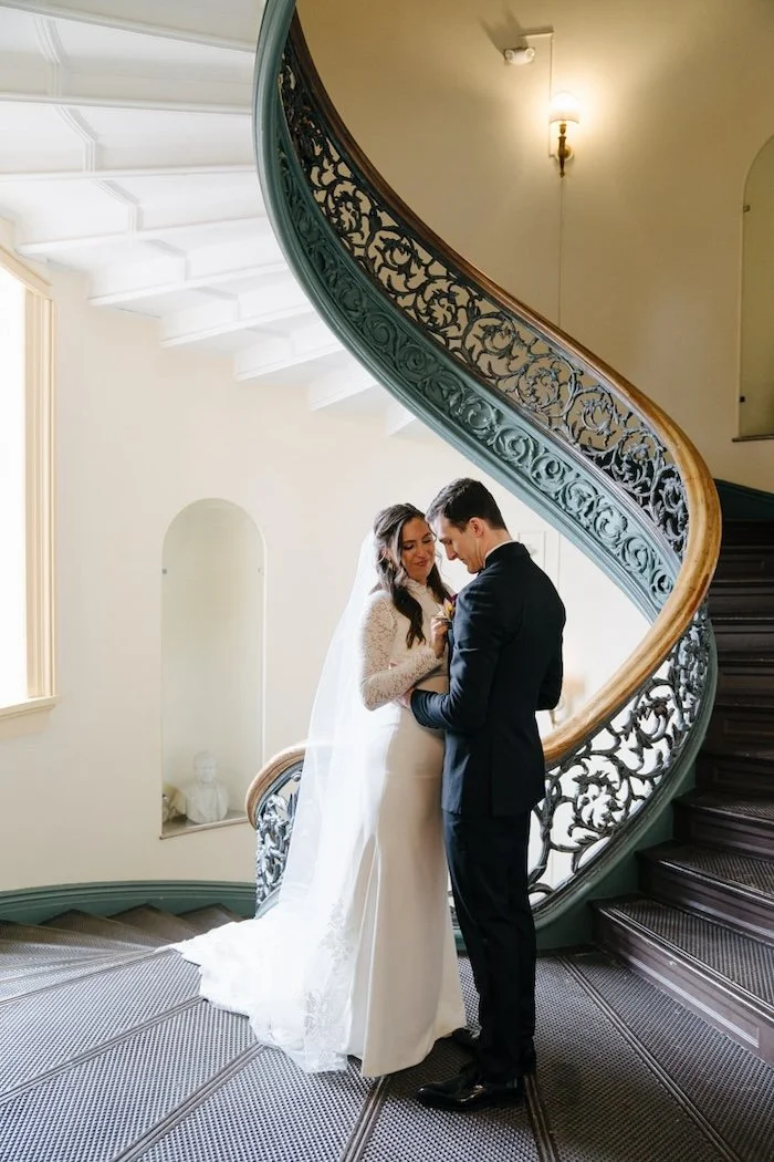 elegant-chic-winter-wedding-peabody-library-baltimore-love-life-images 012.JPG