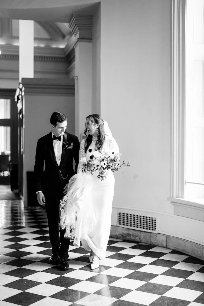 elegant-chic-winter-wedding-peabody-library-baltimore-love-life-images 015.JPG
