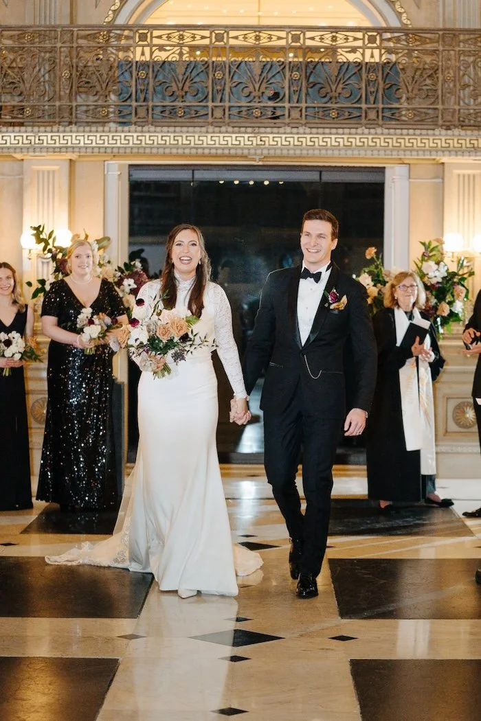 elegant-chic-winter-wedding-peabody-library-baltimore-love-life-images 035.JPG