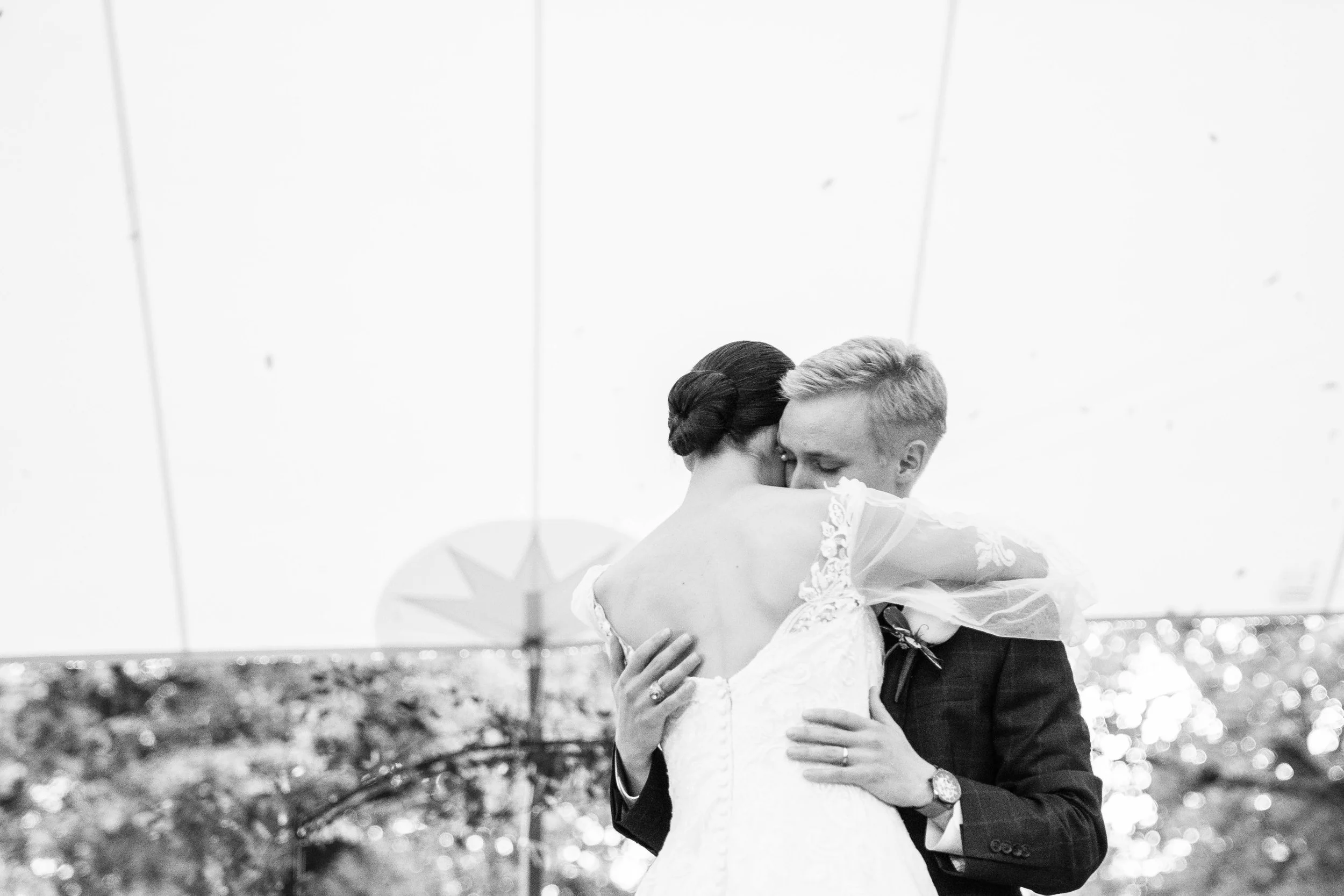 romantic outdoor wedding photo 0088.jpg