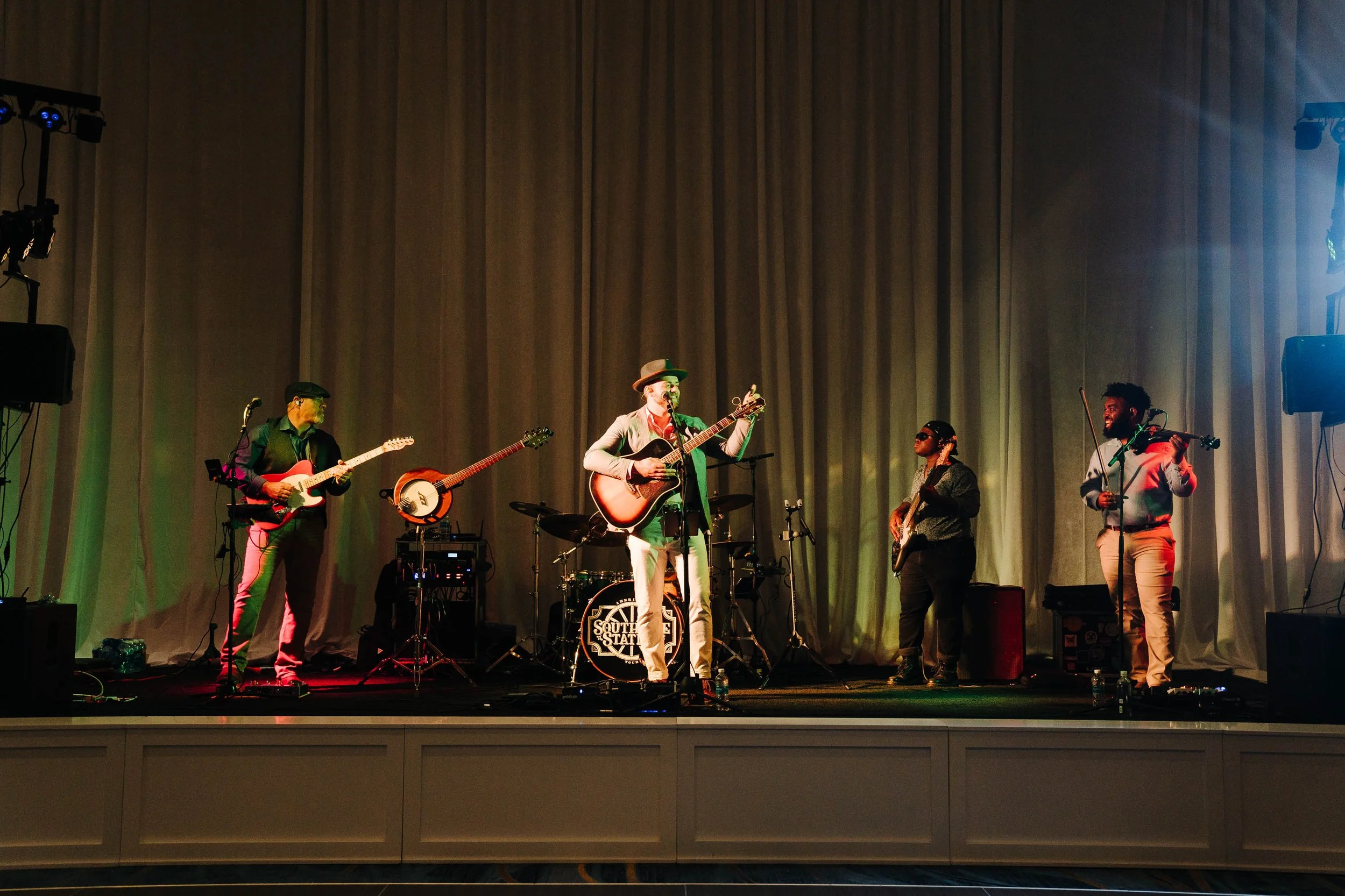 Lauren and Bradley_Love Life Images-1060.jpg