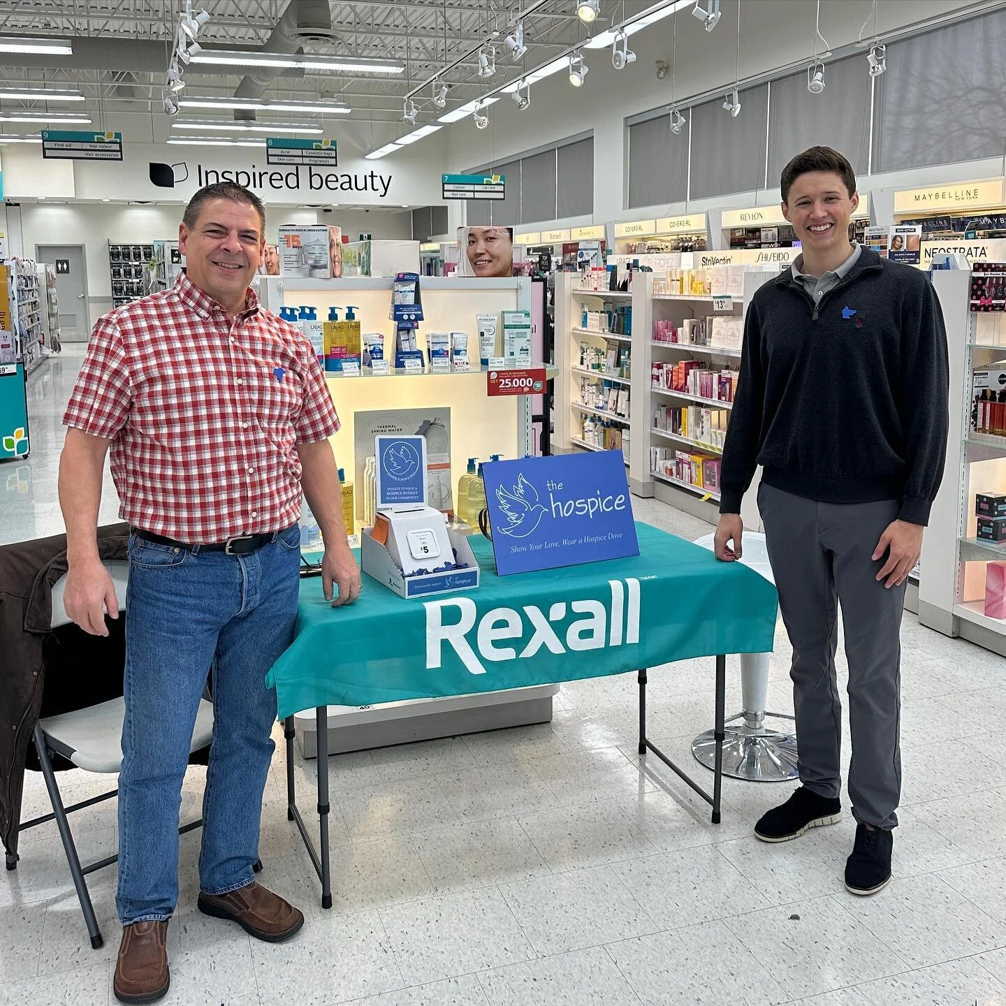 Out at @rexalldrugstoreofficial in Amherstburg with Deputy Mayor Chris Gibb until 12pm today raising funds for @hospicewindsor! Stop by, donate, and say hello!