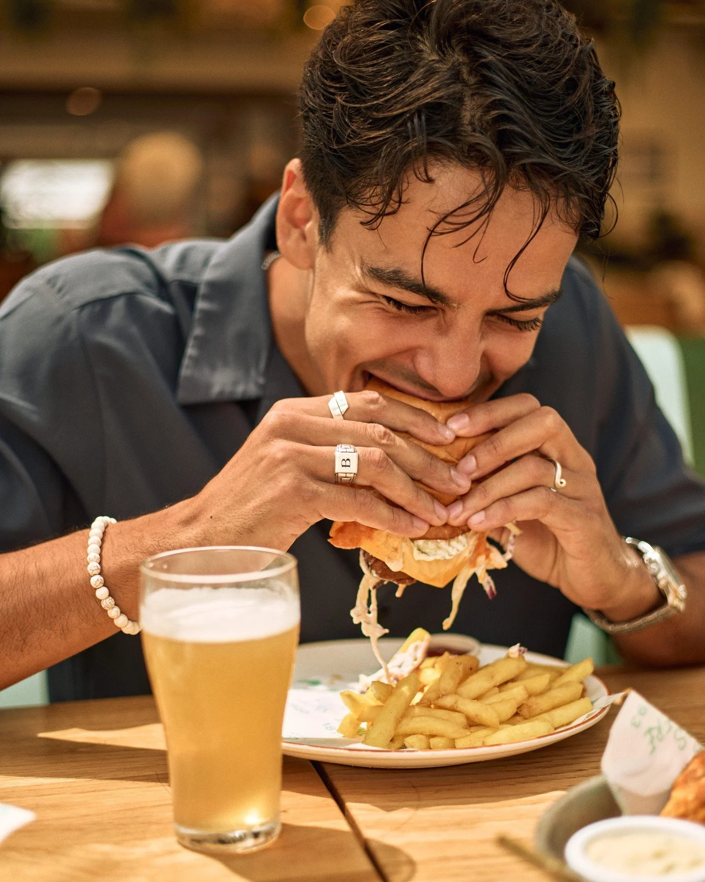 That first bite hits different 🍔