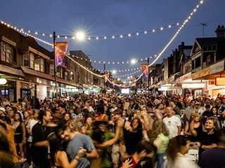 Heading down to Coogee Nights?
Be sure to stop off at The Bay. 🎆
RG @randwickcouncil