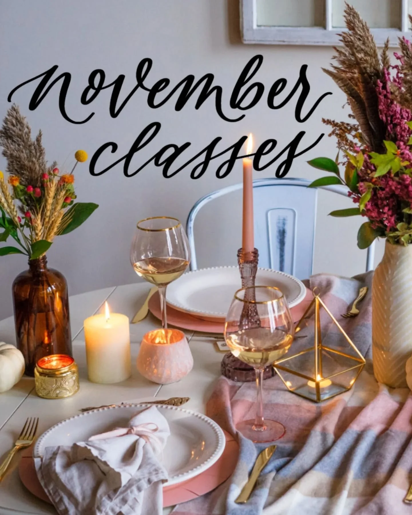 Thanksgiving is just around the corner, but thankfully I've got something you can bring to the table 🦃 Calligraphy is the best skill to learn this time of year so you can impress all of your guests when you entertain for the holidays!

🍸 Tue 11/18 