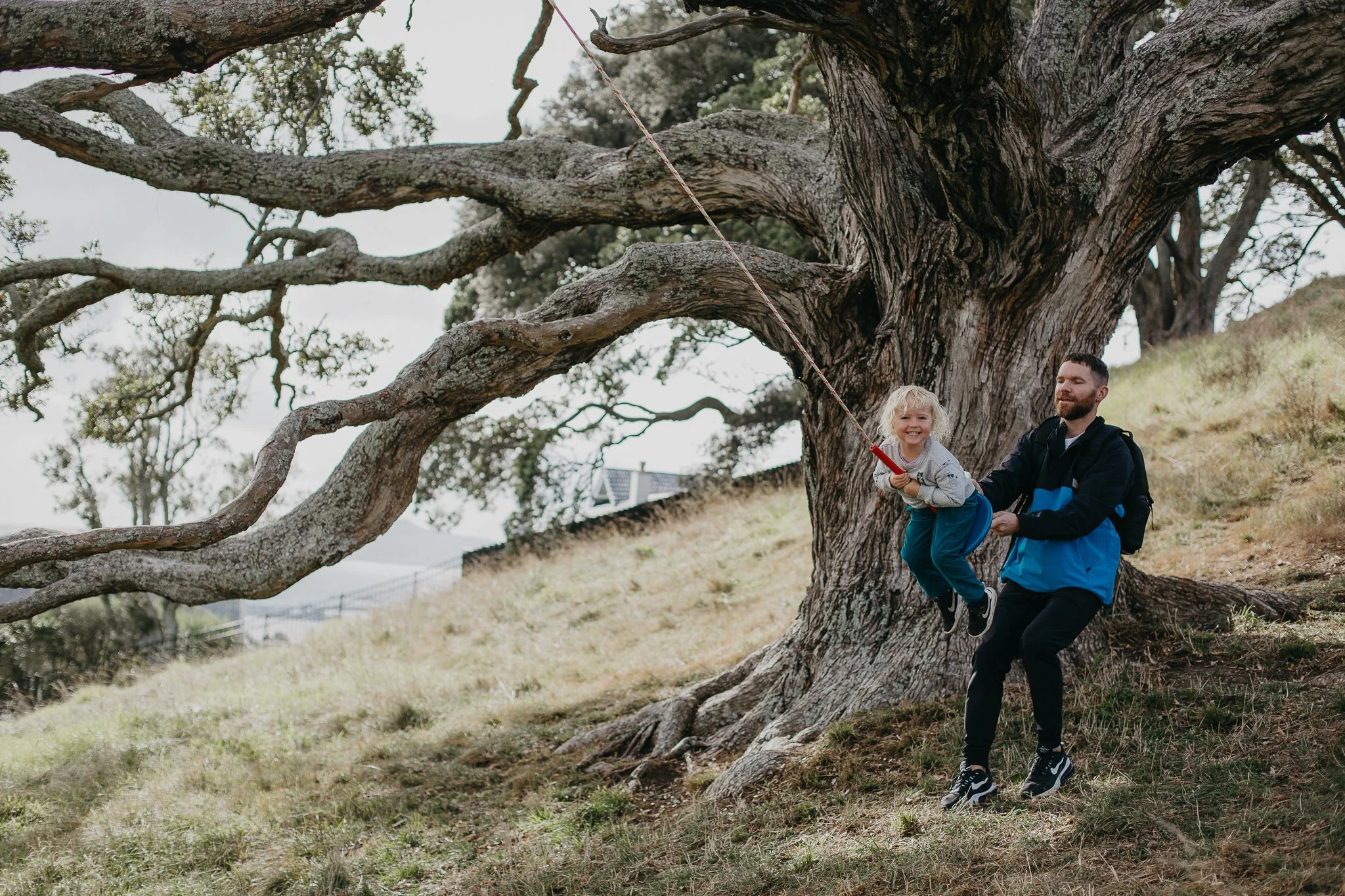 Neighbour swing-36.jpg