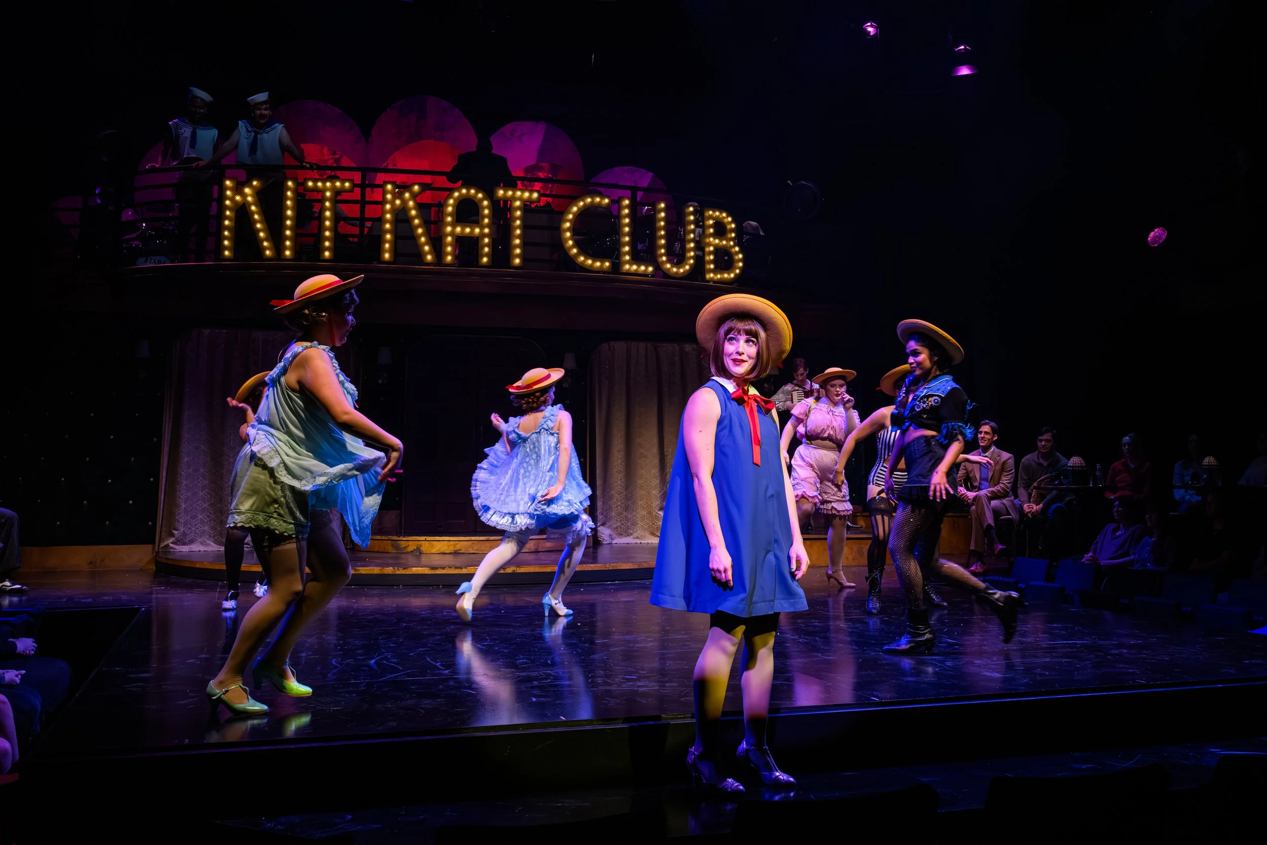 Cabaret-106.jpg
