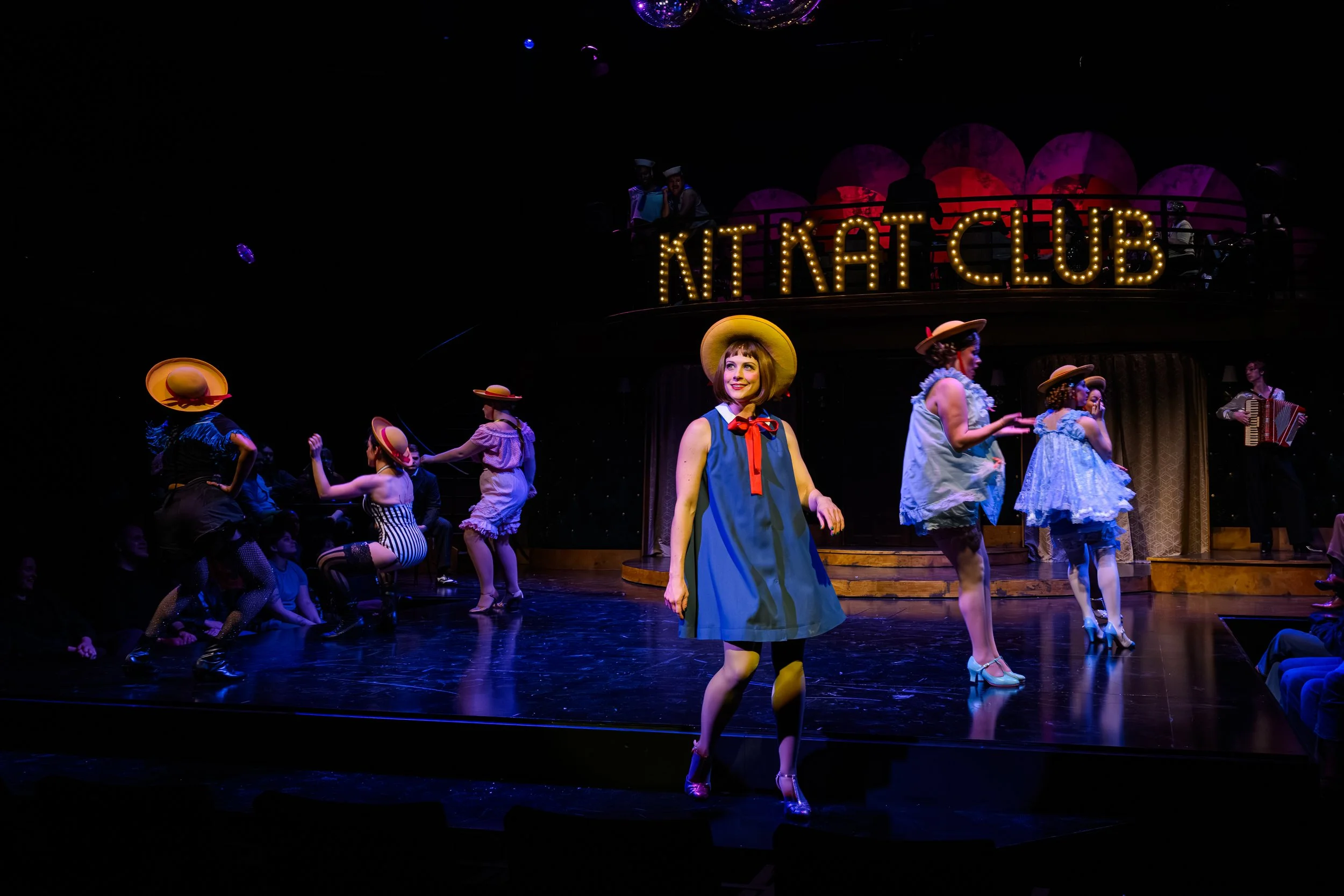 Cabaret-107.jpg