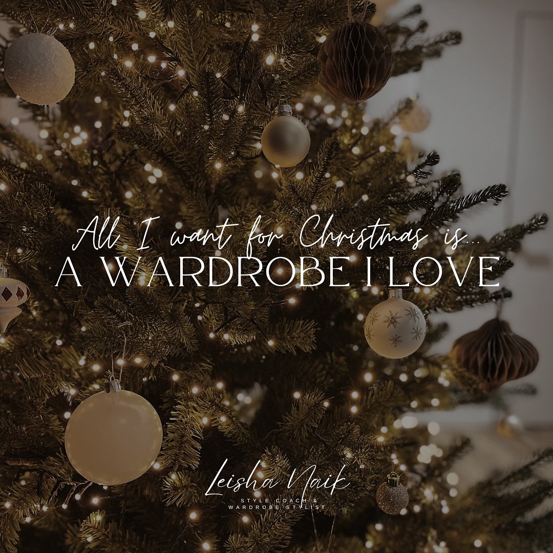 Ladies, let&rsquo;s make it even easier for them this year - just forward this post to your husband 😉💁🏻&zwj;♀️

Gift vouchers available for all wardrobe detox and shop your wardrobe services 🎄🎁

#FashionStylist #DubaiFashionStylist #DubaiExpat #
