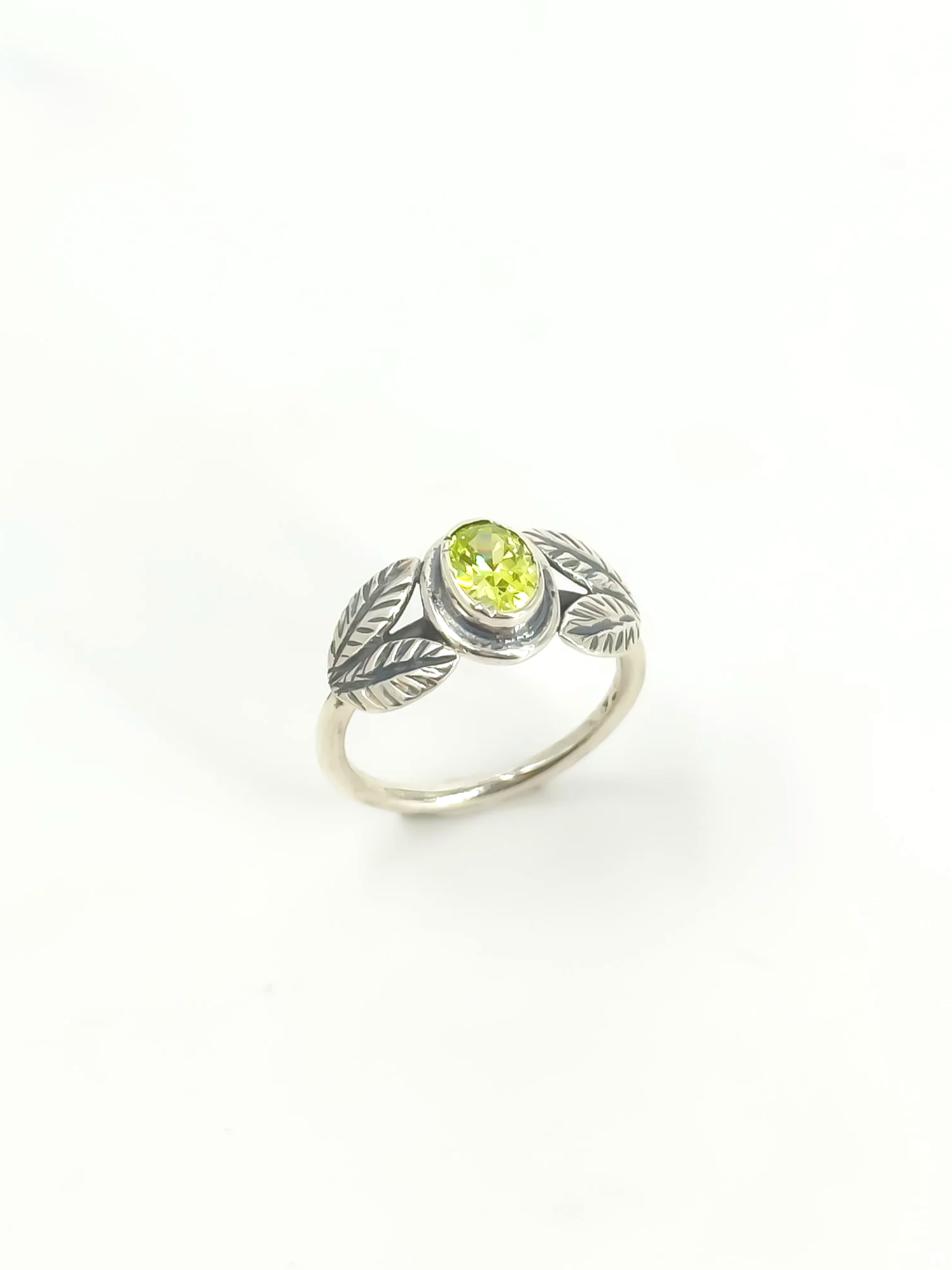 Anel Folhinhas - Verde Peridote
