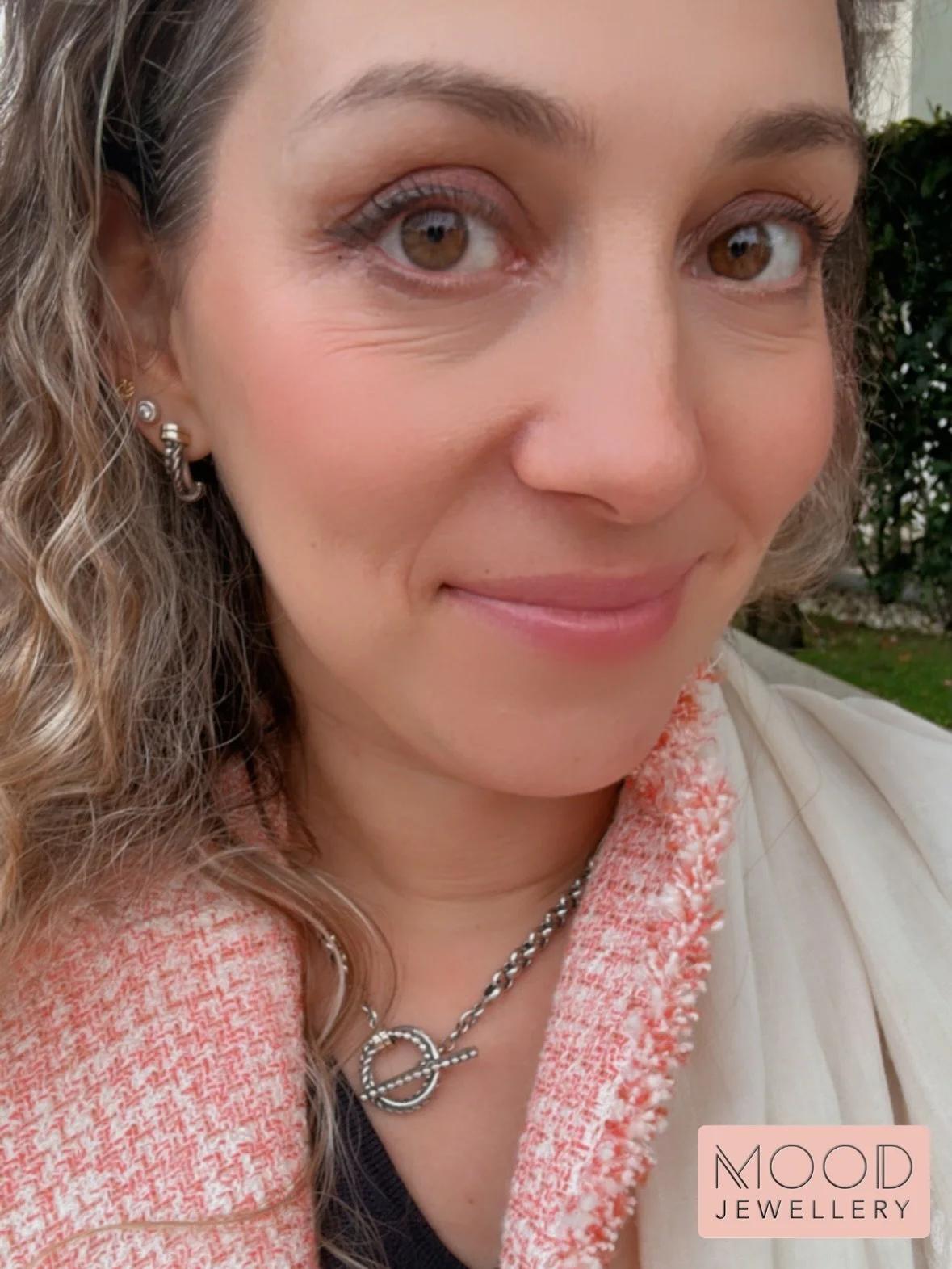 Uma das primeiras linhas que desenhei e que continua a ser top de vendas ✨ um conjunto cl&aacute;ssico e verdadeiramente intemporal @lucianaguerreirojewellery 
&hellip;
🛒 www.moodjewellerystore.com 🛍️
&hellip;
📧 info.moodstore@gmail.com
Ou 👉🏻 me