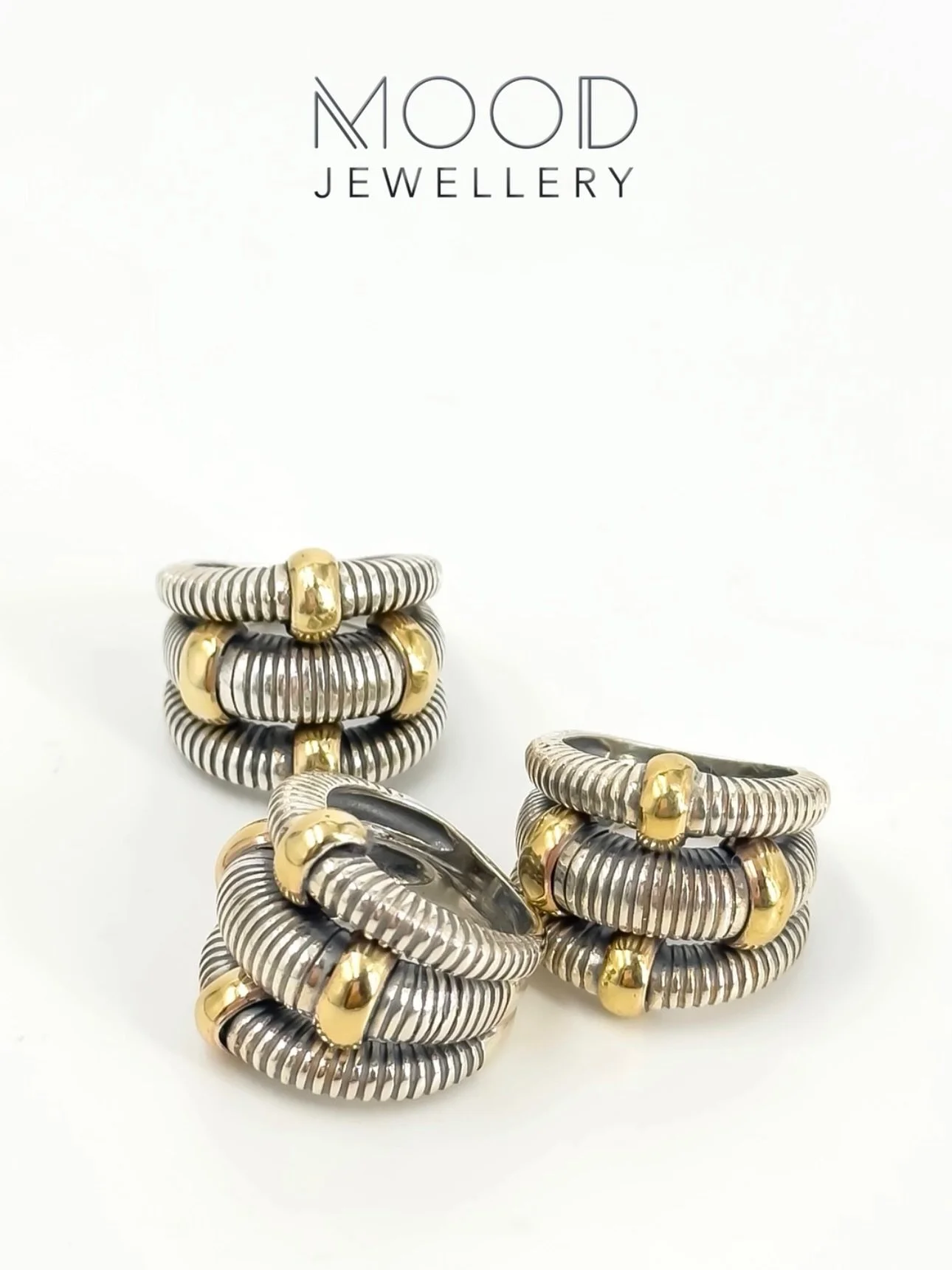 Irresist&iacute;vel, n&atilde;o?
Anel em prata 925 e ouro 375
&hellip;
🛒 www.moodjewellerystore.com 🛍️
&hellip;
📧 info.moodstore@gmail.com
Ou 👉🏻 mensagem privada
...
Ponto de recolha no Porto:
@guerreiros.joias
&hellip;
#moodjewellerystore #mood