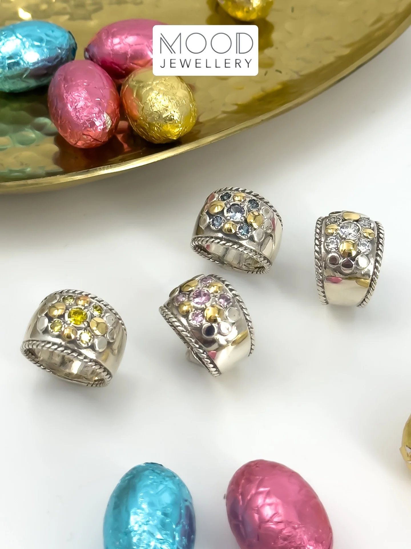 Easter candy! 🌸🐰🩷🤭

&hellip;
🛒 www.moodjewellerystore.com 🛍️
&hellip;
📧 info.moodstore@gmail.com
Ou 👉🏻 mensagem privada
...
Ponto de recolha no Porto:
@guerreiros.joias
&hellip;
#moodjewellerystore #madeinportugal #silver #gold