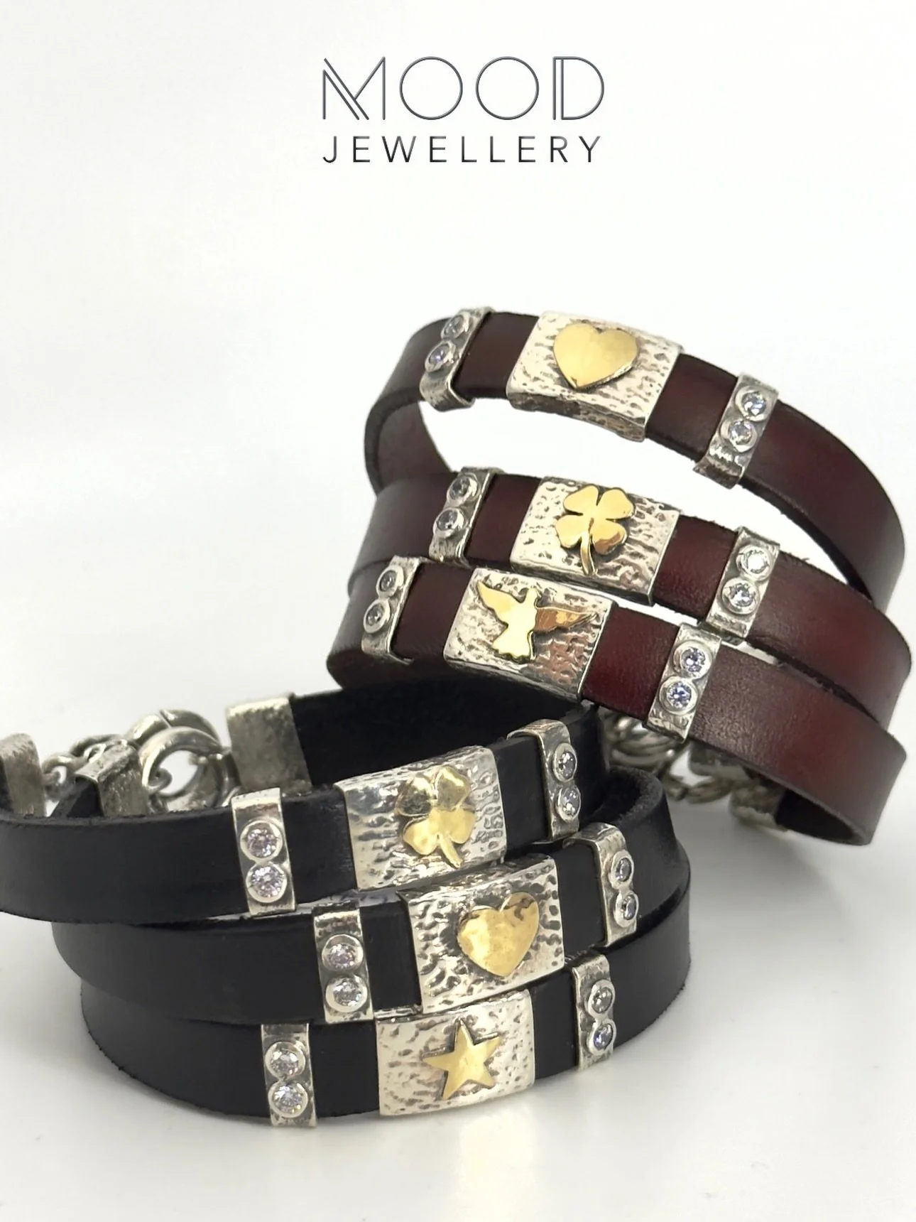 Alerta ‼️ tend&ecirc;ncia! 🤭
Pulseiras em pele com aplica&ccedil;&otilde;es s&atilde;o a grande aposta desta esta&ccedil;&atilde;o! Quem gosta faz like! 😅
&hellip;
🛒 www.moodjewellerystore.com 🛍️
&hellip;
📧 info.moodstore@gmail.com
Ou 👉🏻 mensa
