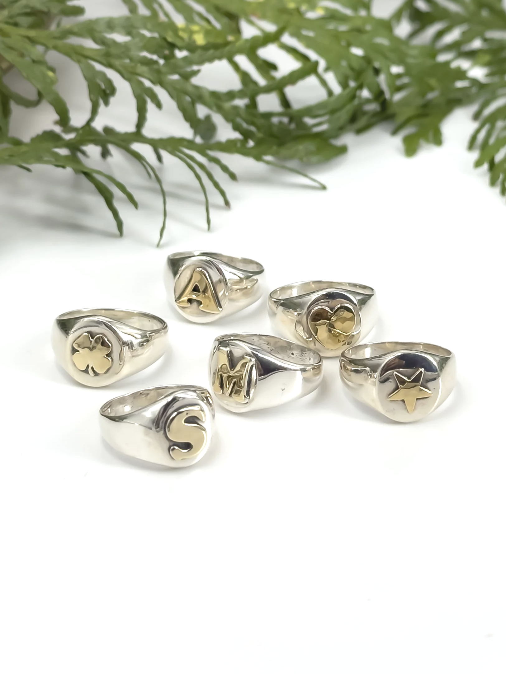 Anel Mindinho Letra I