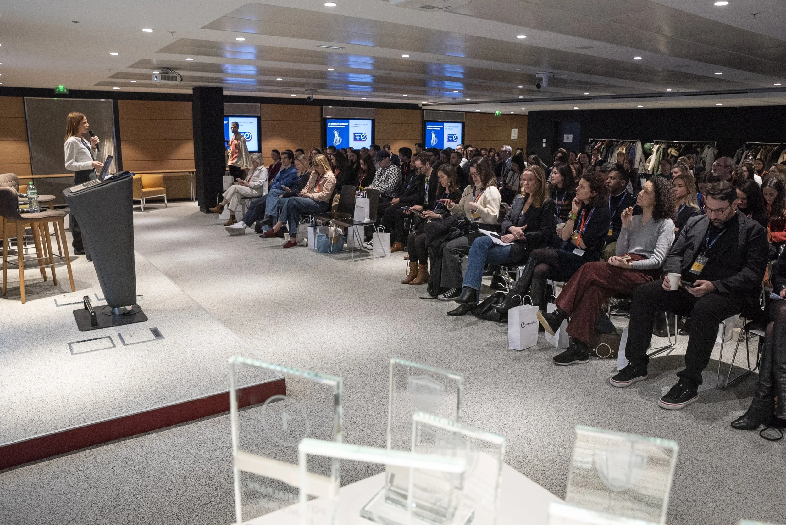 LE GRAND PARADOXE DE L’IA       À la suite des résultats de l’étude annuelle Potentialpark 2026