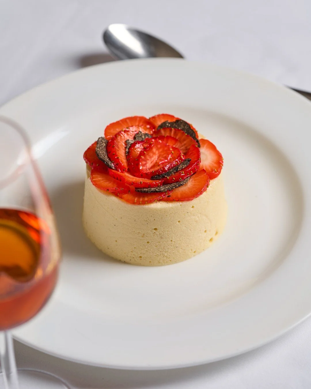 Truffles &amp; Massolino Wines

An intimate three-course guided tasting, each dish served with black or white truffle, and paired with wines from @massolinowinery.

Hosted by Justin Frisby, Massolino Wines ambassador, alongside Michele Orbolato, Head