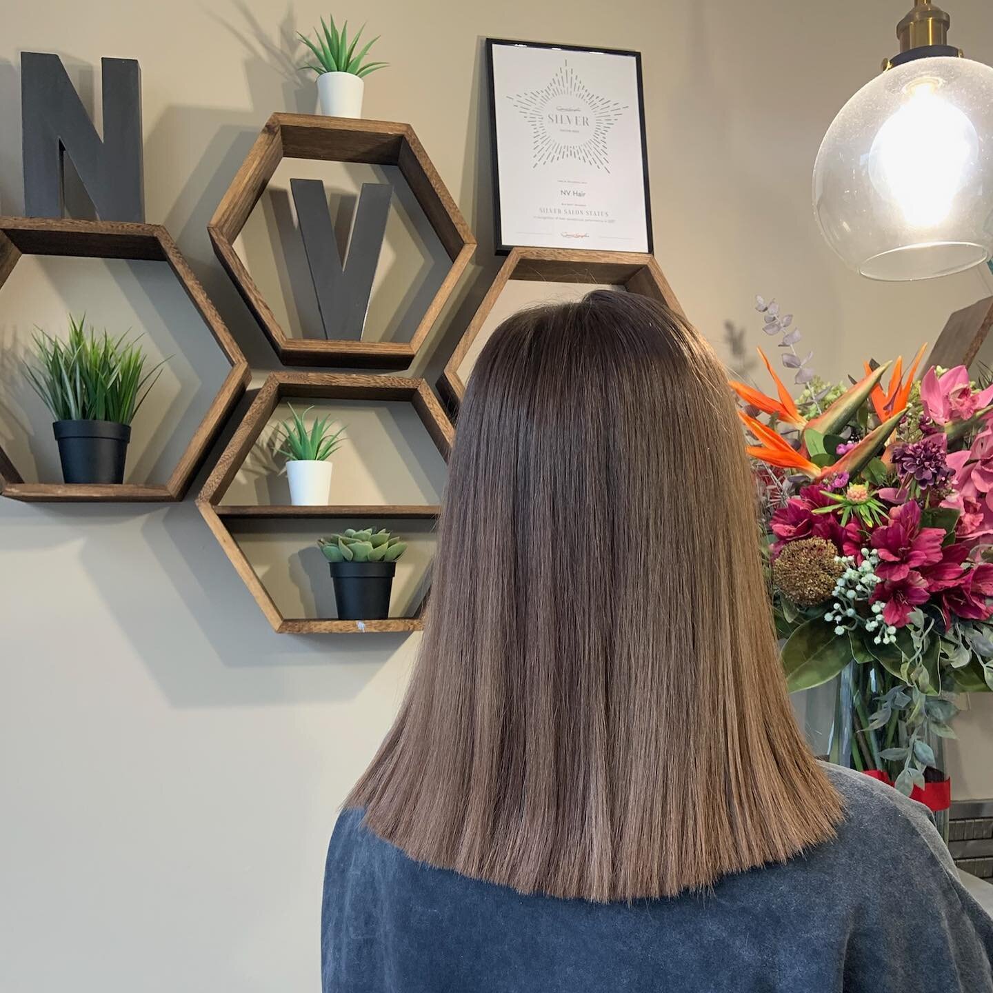 Toner followed by a Cut &amp; Blowdry by our Amazing Armonda 💕 

To book in for a similar service you can use our online booking system or simply give us a call / pop in salon. 

We are open : 
🌸Tuesday - Friday 10am - 6pm
🌸Saturdays 9am- 6pm