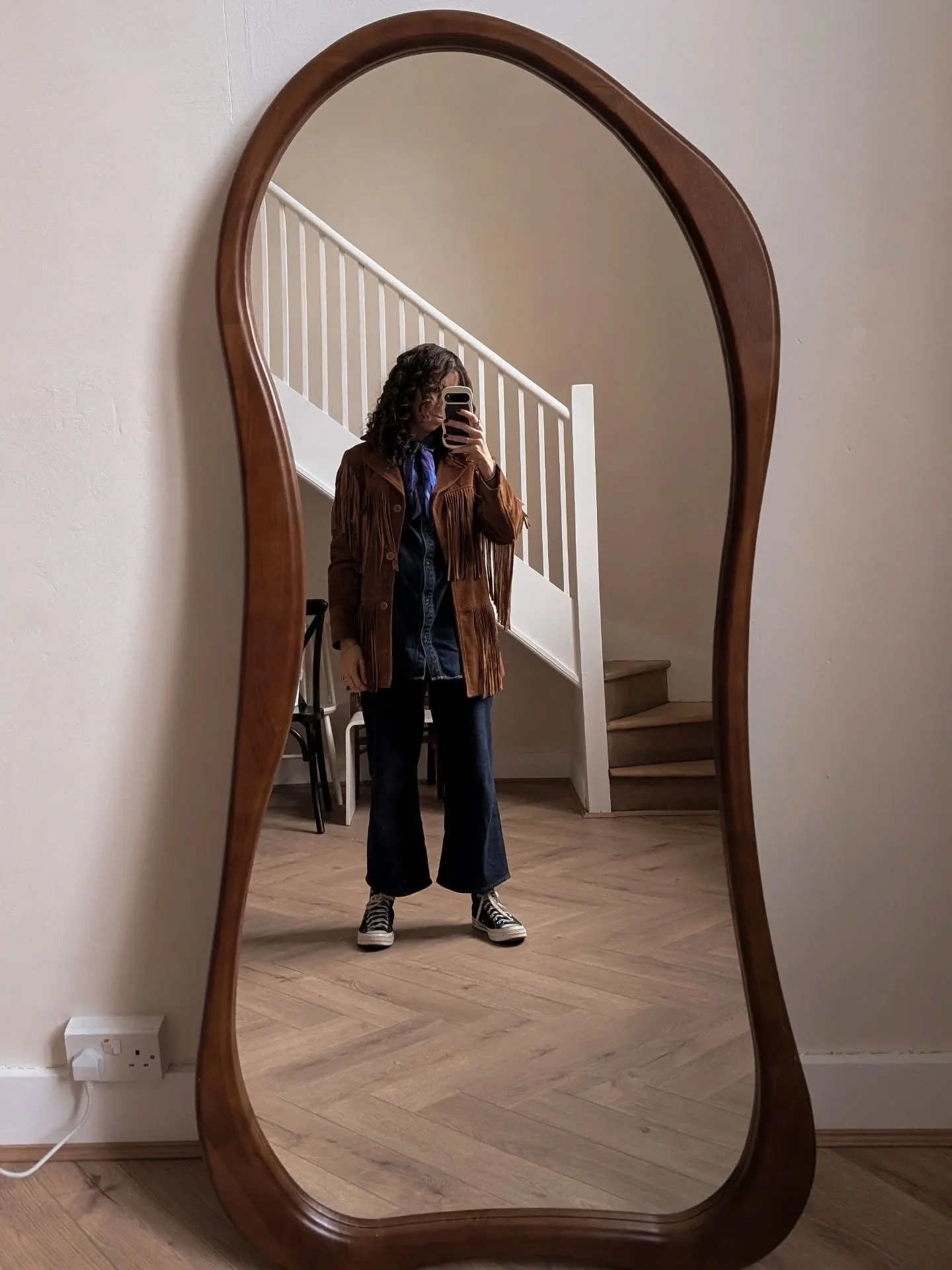 A little glimpse of today's shoot 

Days like these remind me why I do what I do.
There&rsquo;s something about watching an idea come to life, from the first moodboard to the final frame.

And somehow, I still dropped the kids to nursery, came home i