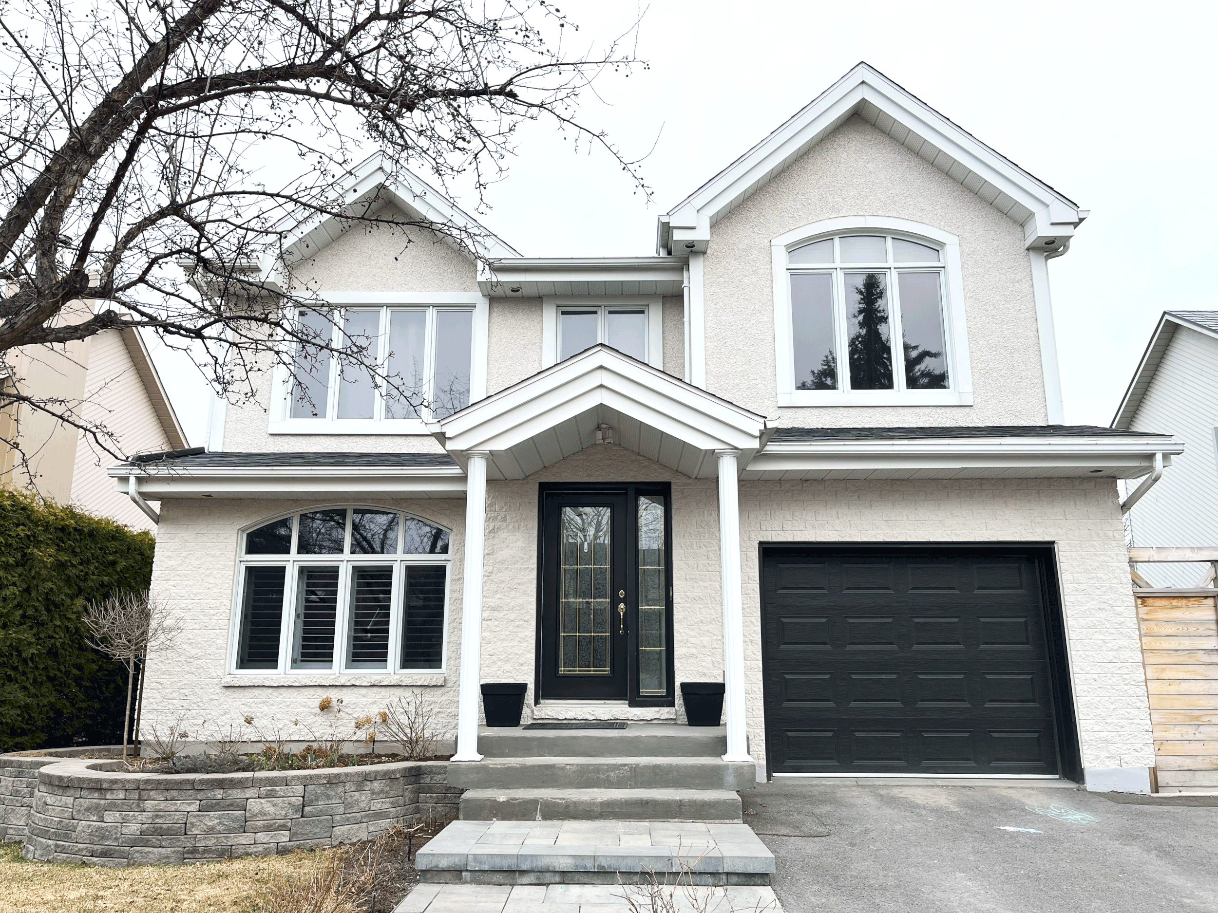 Projet résidentiel, peinture sur brique