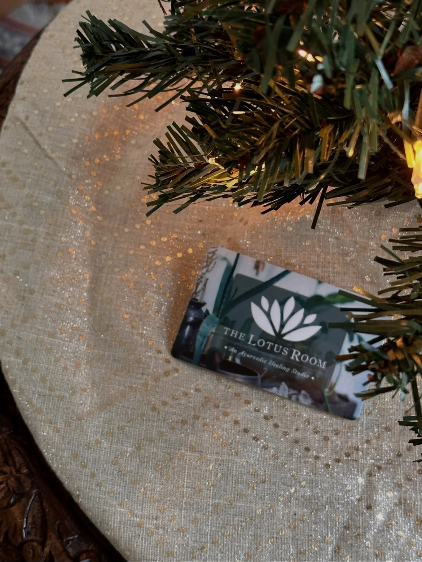 &lsquo;Tis the season to shop small! 🤍

🎁The holidays are almost here, so is our Annual 20% off Gift Card Sale! 

✨Mark your calendars for Small Business Saturday 11/29! 

🪷Stop by our apothecary to stock up on all the best products, along with a 