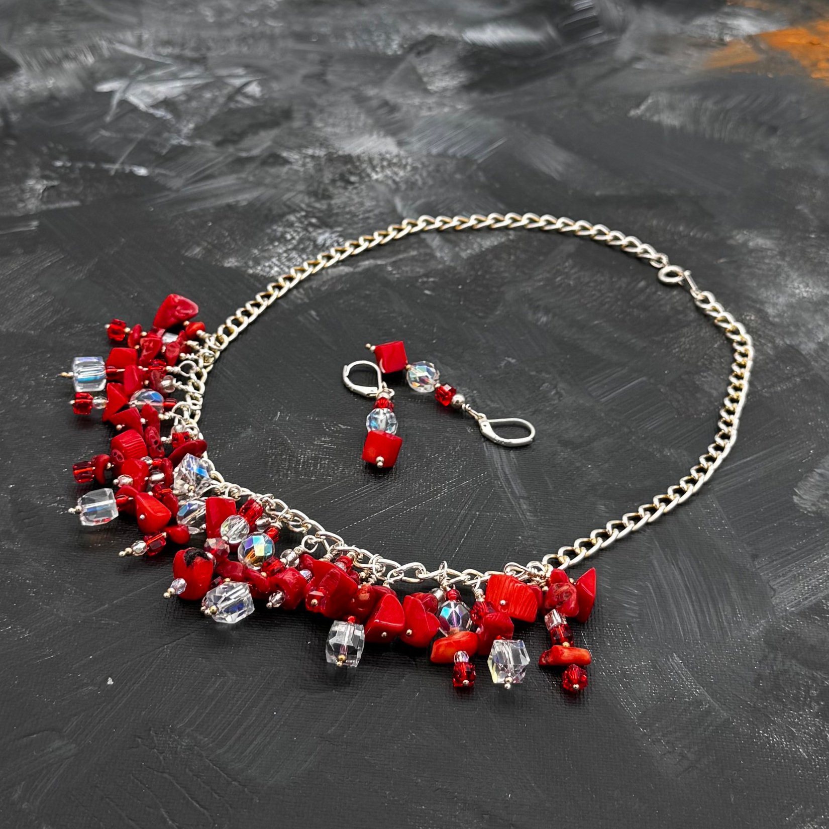 CoralandCrystalsNecklace4.jpg