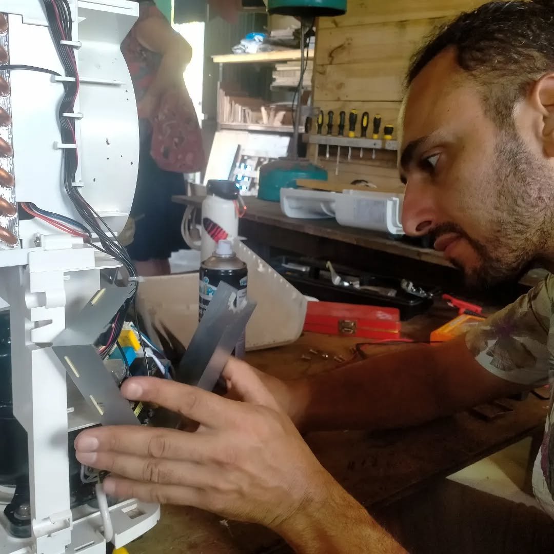 Upcycling and repairing magic at @therepaircafemullumbimby ...foraging for the future