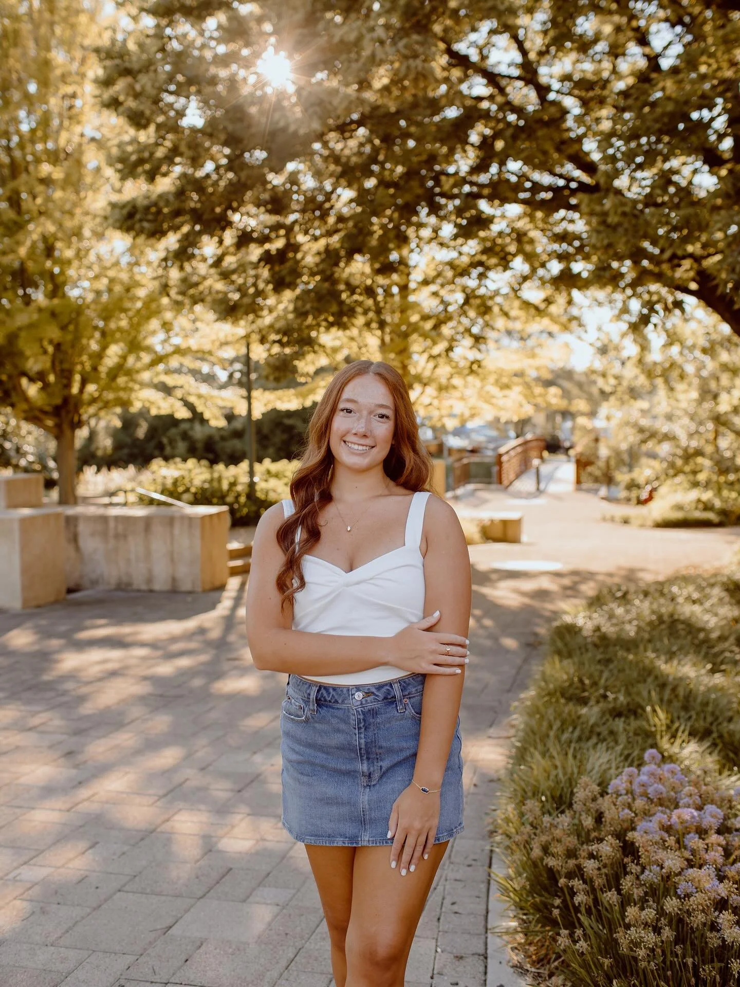 Senior Sunday w/ Addison✨🩵
.
.
Loving all of my senior sessions this time of year!! The best time getting to capture these golden hour photos, and hear all about Addisons future plans!! Wishing her the best as she takes on her senior year!🎓

#senio