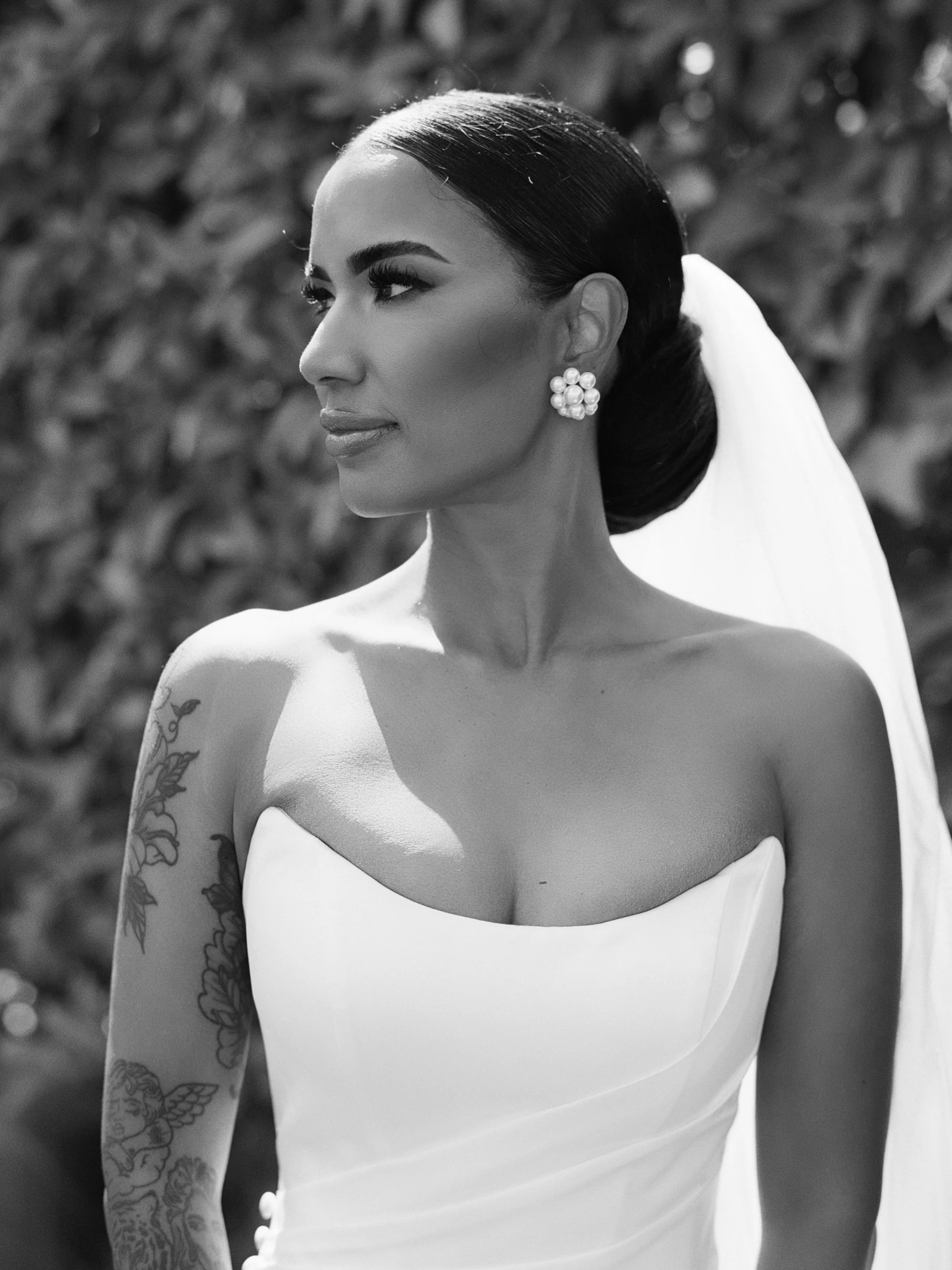 Client love🤍

Maya was the very first Emerald Grace bride, even though her wedding isn&rsquo;t the first one we ever produced she was the first paying and contracted client! The love I have for her is beyond words. She and I developed trust and grew