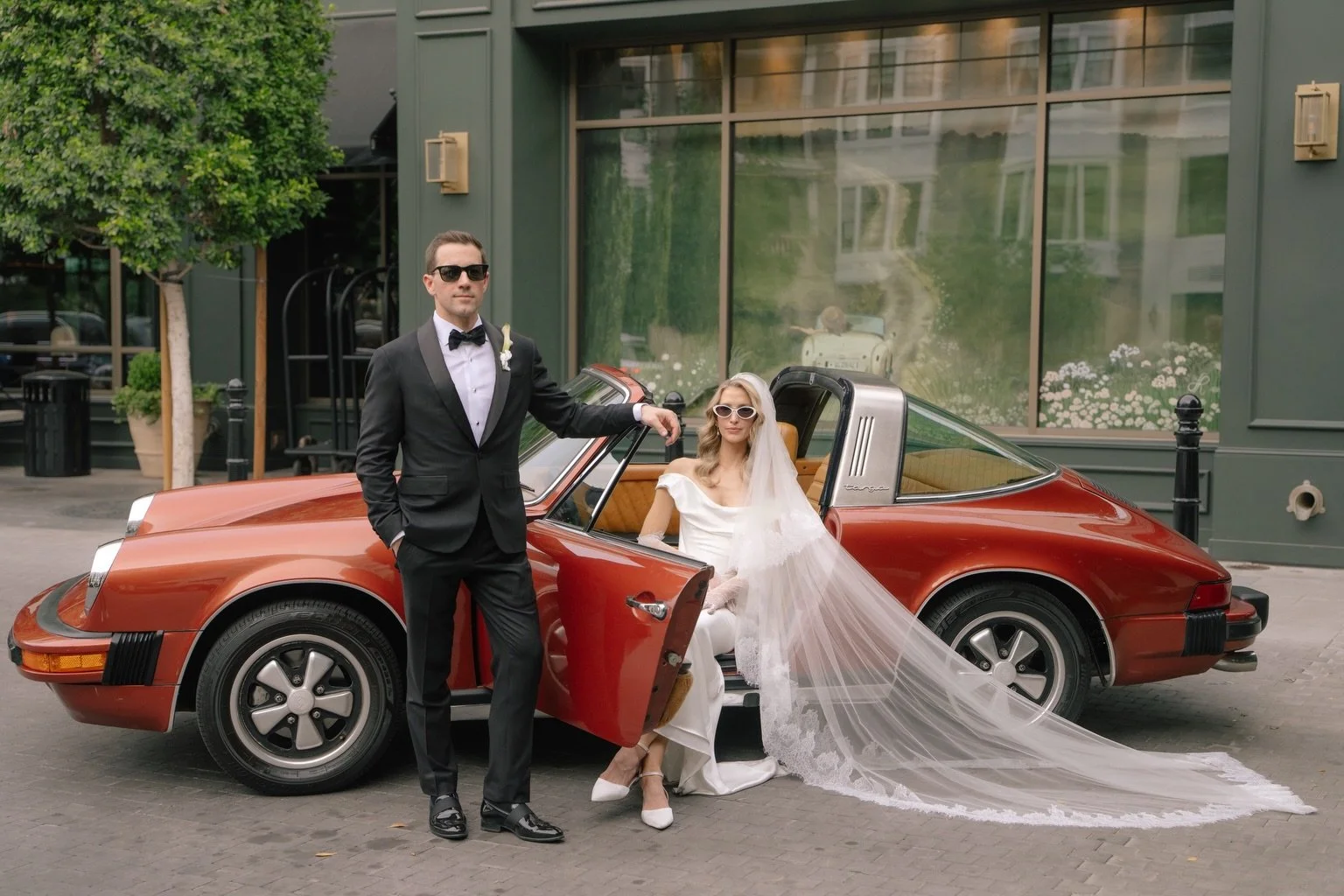 The Global Ambassador, a vintage Porsche, timeless style&hellip; and a love story that felt straight out of a movie.

Our kind of wedding🤍

Planning: @emeraldgraceplanning 
Venue: @theglobalambassadorhotel 
Photographer: @brennabowen_ 
Videographer: