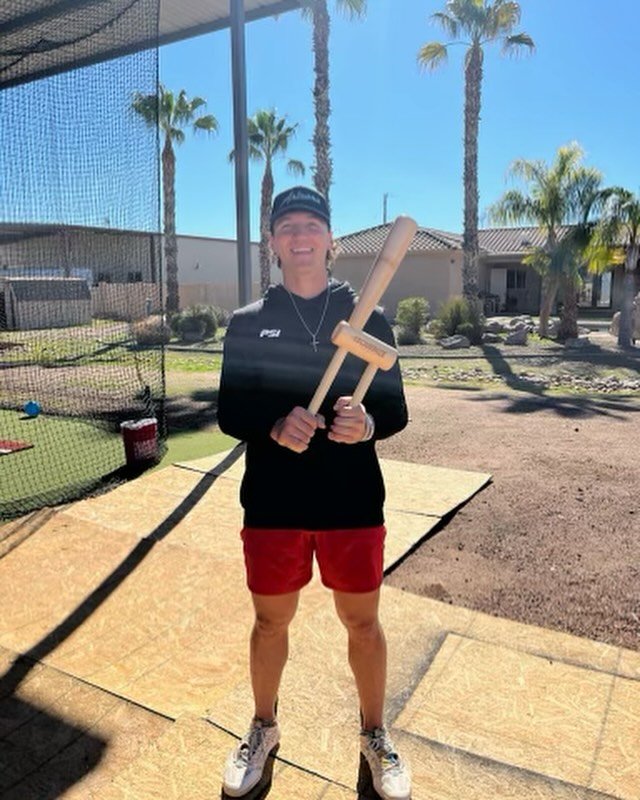 @brownmarcus12 with the  Sequence Bat. Square it up!  We got great feedback from several players about the Sequence Bat recently. 
Thank you @dy_sports_fitness_training for getting this in the hands of some great baseball players. 🙌
@psisports 

#ba