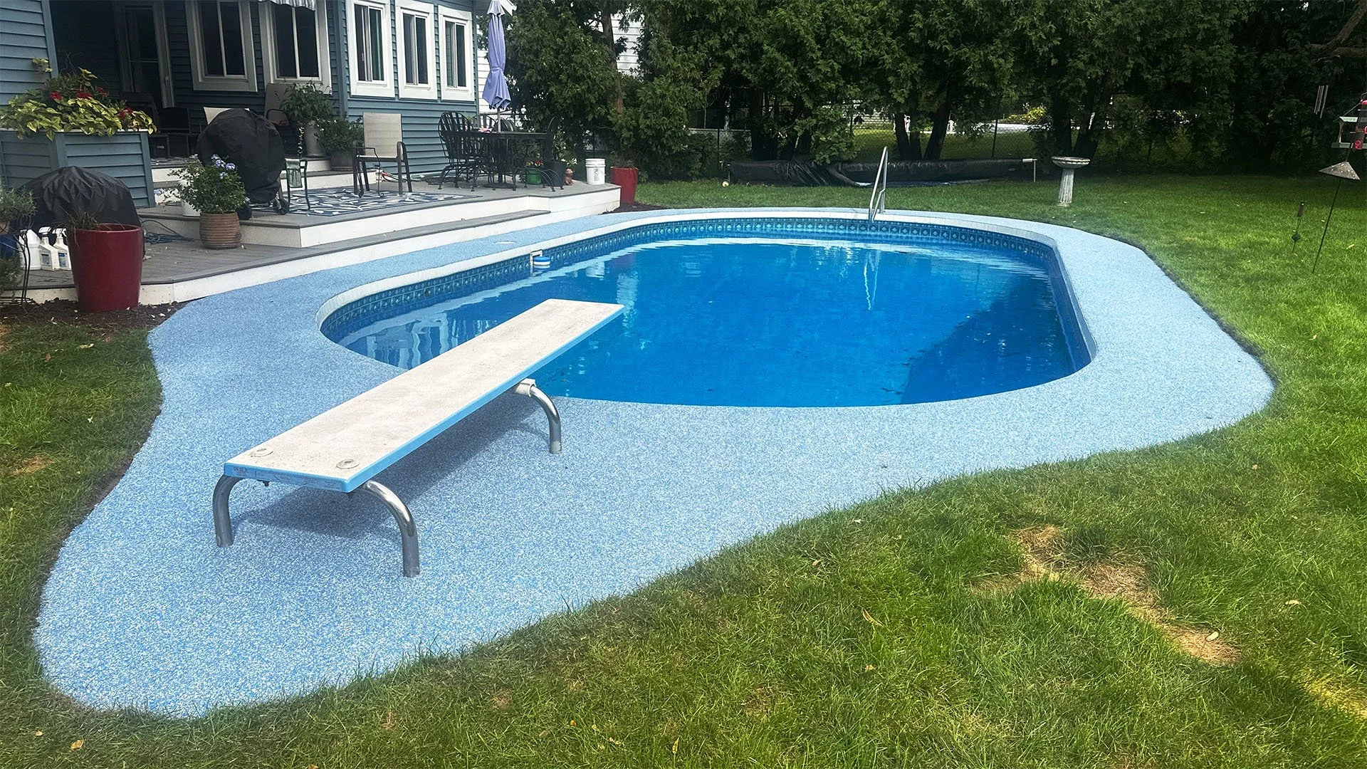 rubber surfacing for pool decks