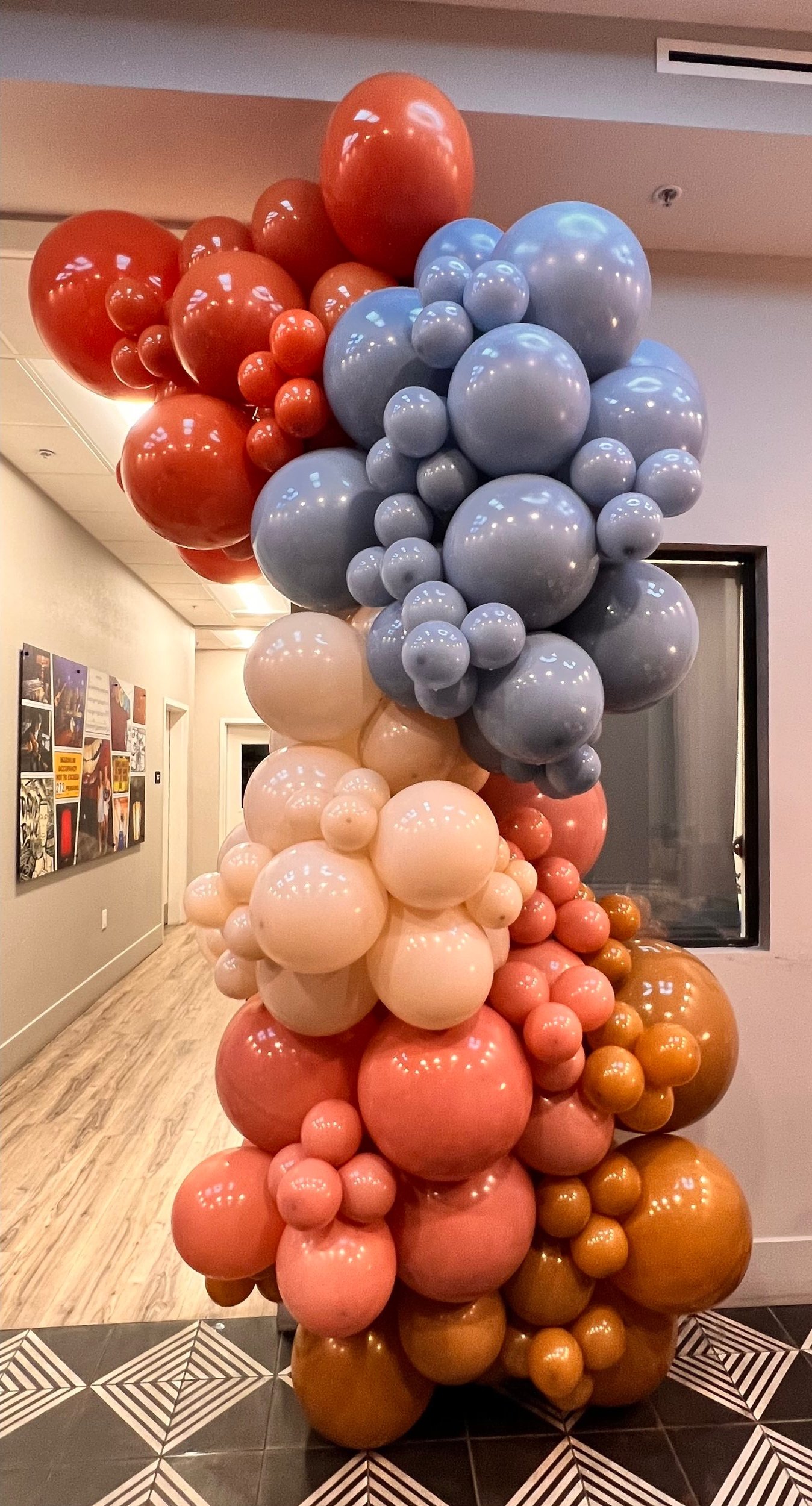 bespoke balloon installations