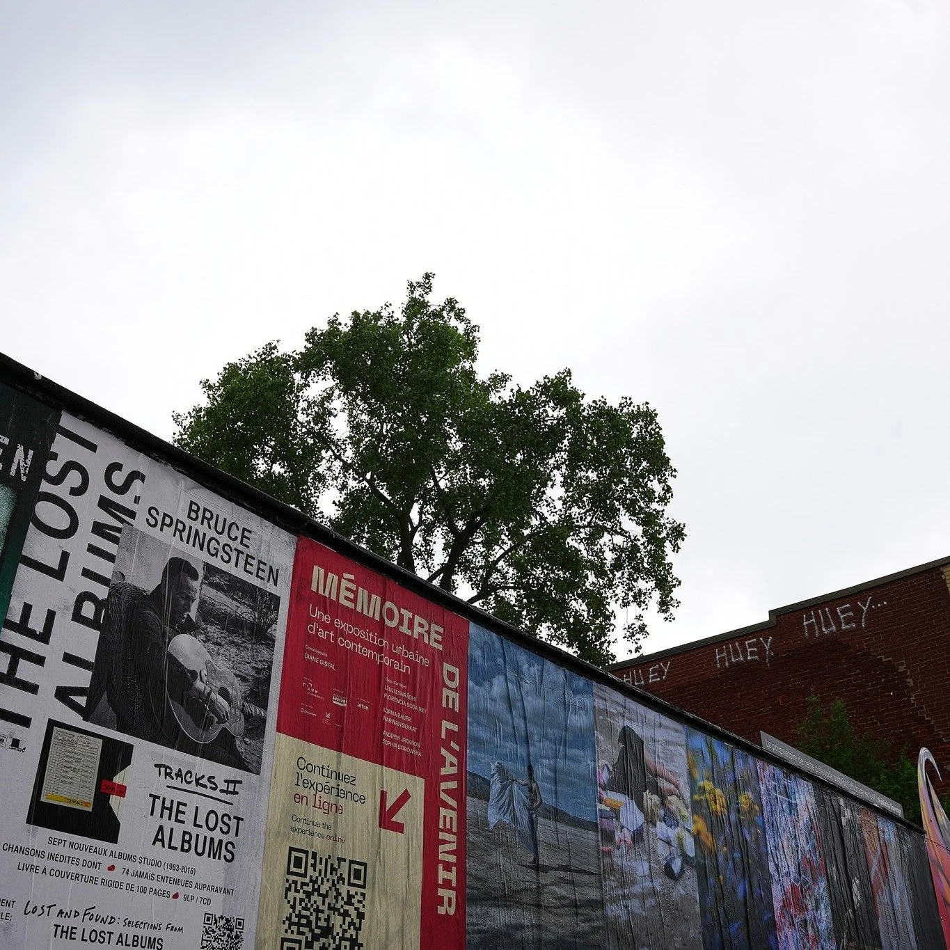 Il vous reste 1 mois pour d&eacute;couvrir l&rsquo;exposition M&eacute;moire de l&rsquo;avenir 2025!📍Un grand merci aux artistes de cette ann&eacute;e &mdash; sans leur talent et leur vision, ce projet ne pourrait exister 💙 Nous sommes &eacute;gale
