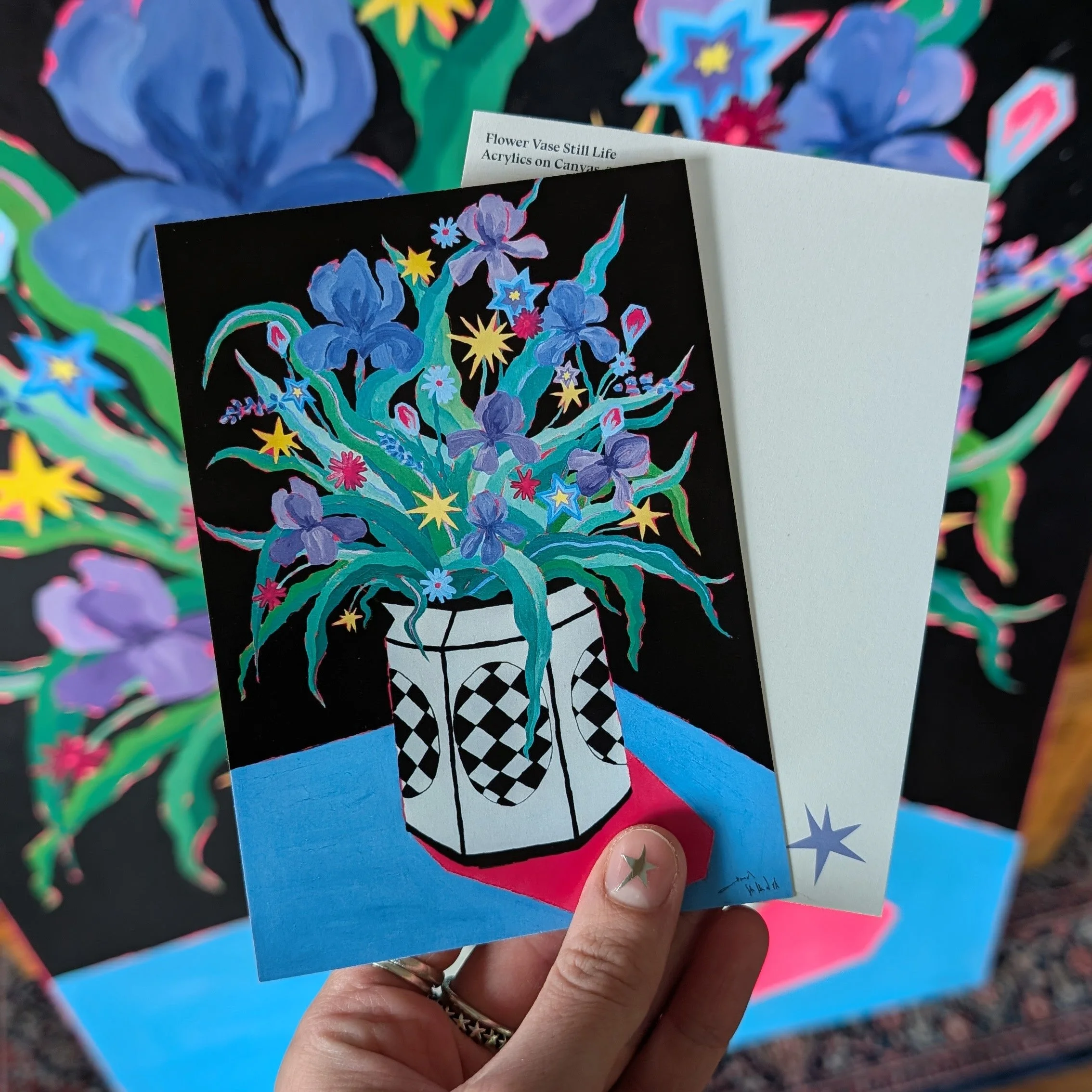 Postkarte einer Acrylmalerei auf Leinwand mit einem Blumenvasen-Stillleben von der Künstlerin Hannah Stollenwerk